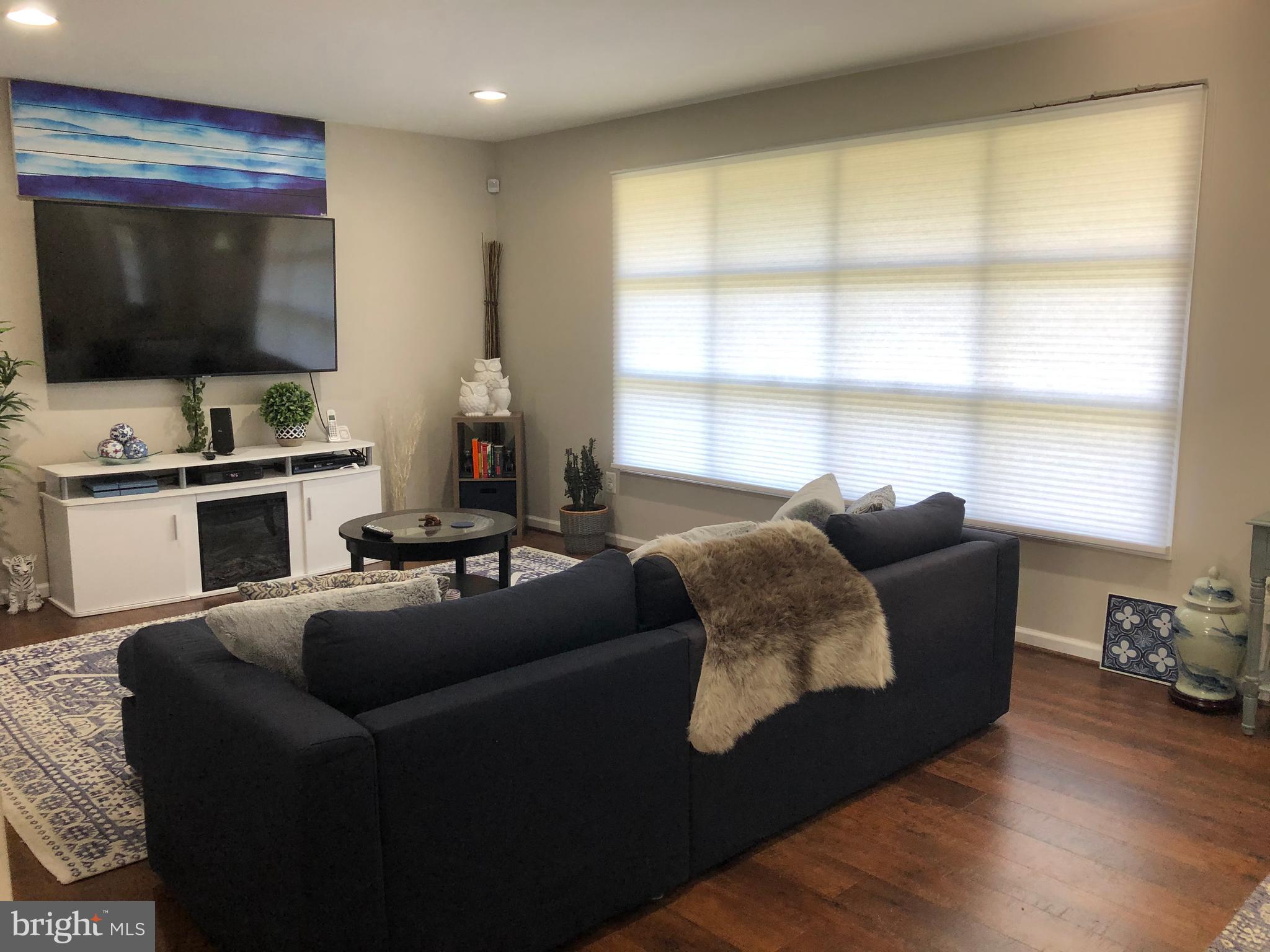 CALVERTON - Residential