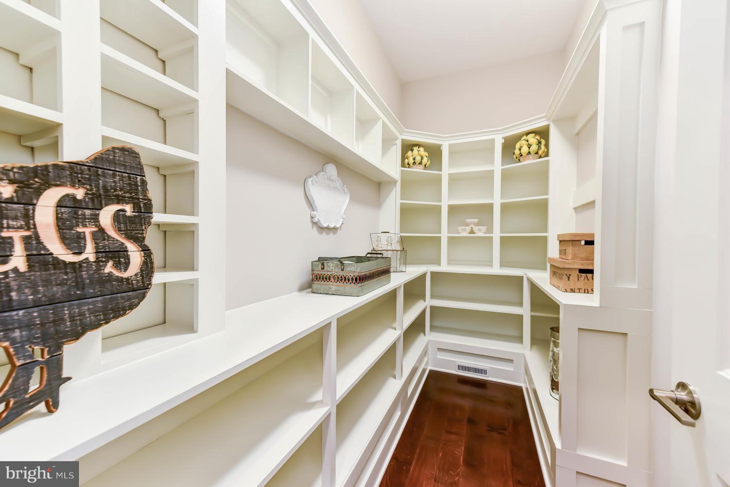 BRADDOCK HEIGHTS - Residential