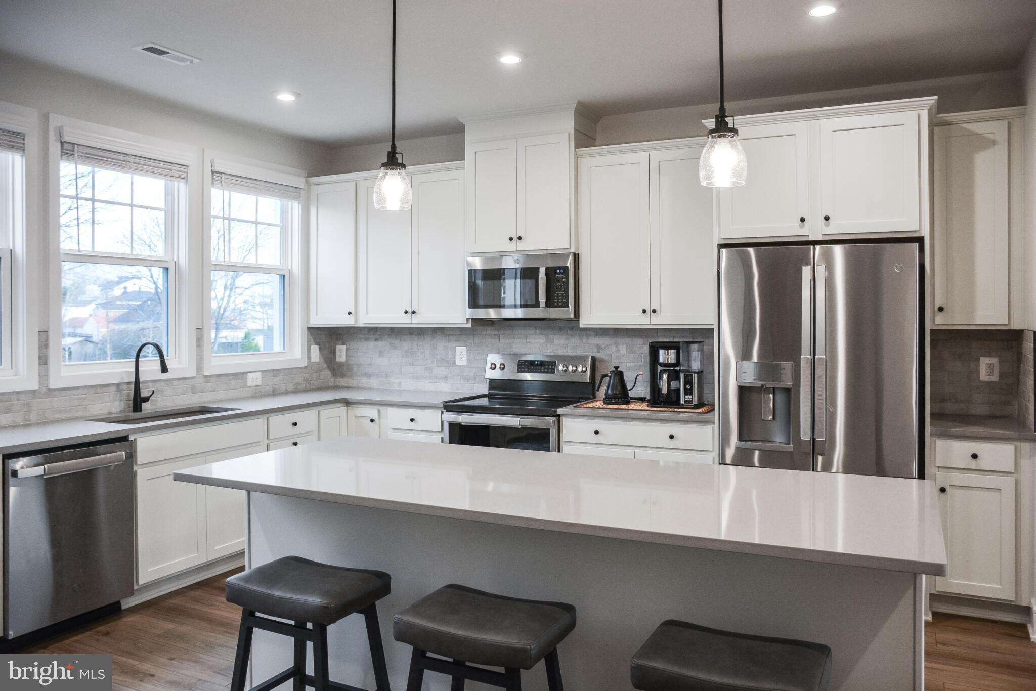 3588 STEPHENSONS HILL LANE