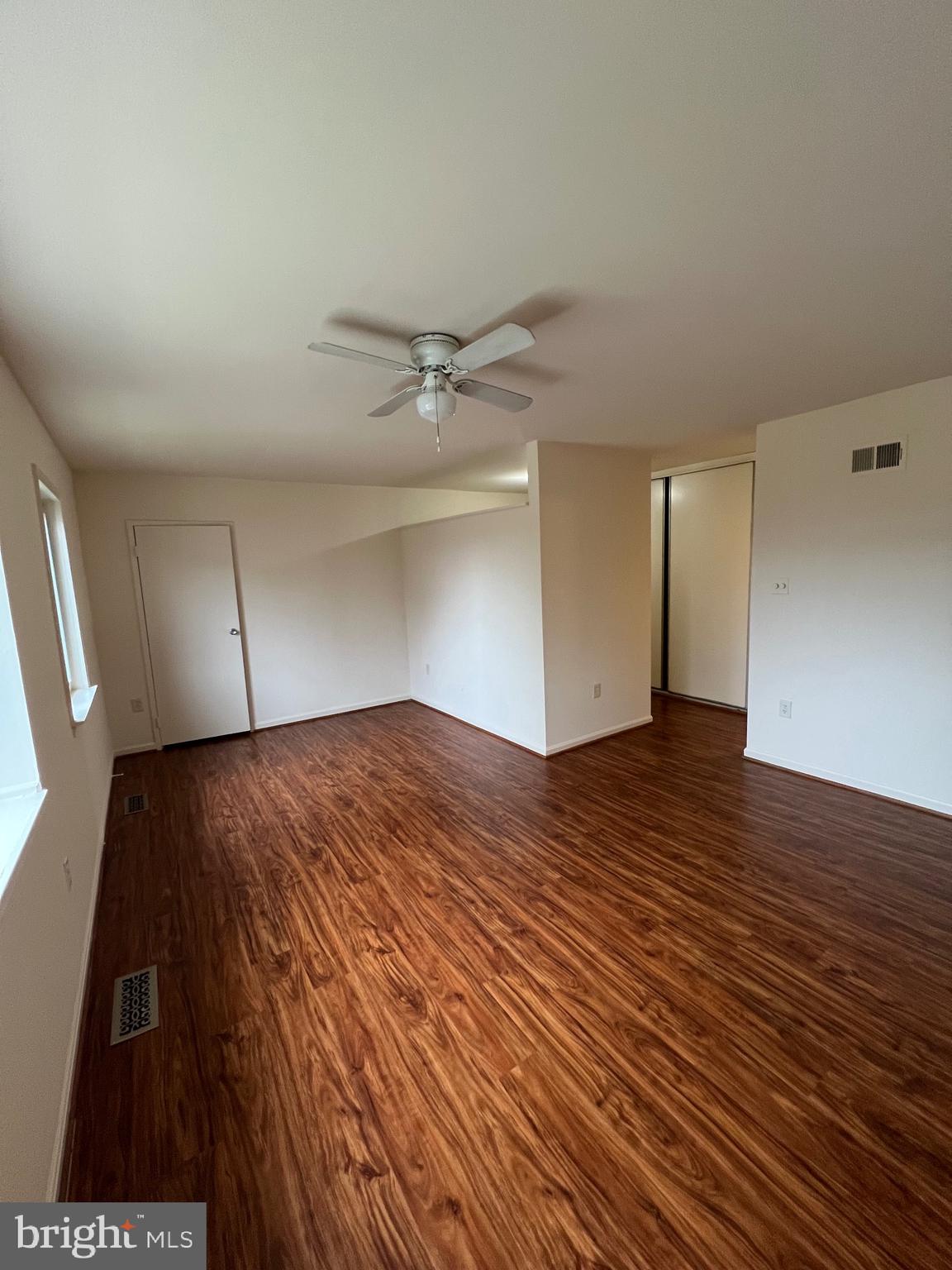 TERRACE TOWNHOUSES OF ANNANDALE - Residential Lease