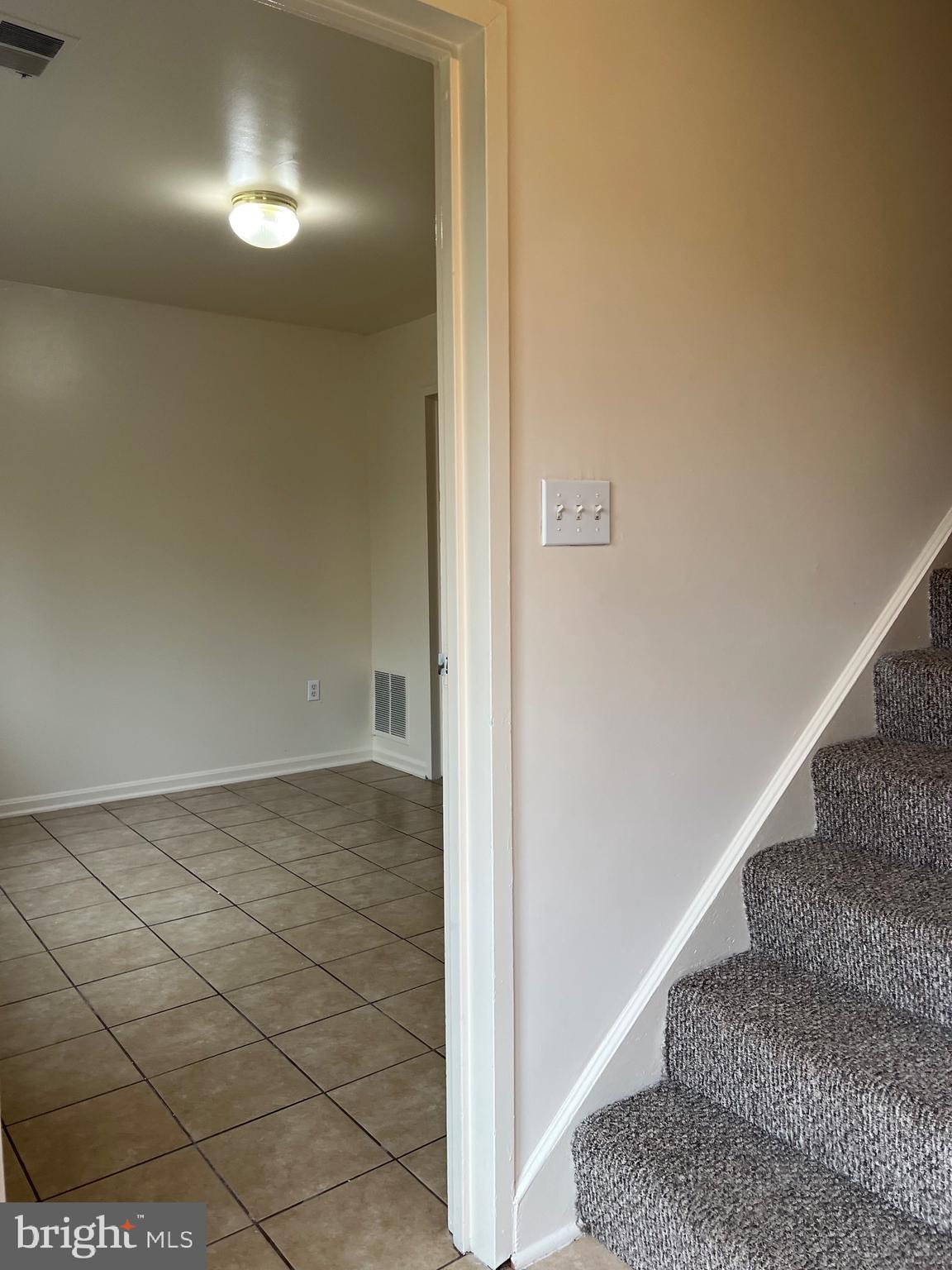 TERRACE TOWNHOUSES OF ANNANDALE - Residential Lease