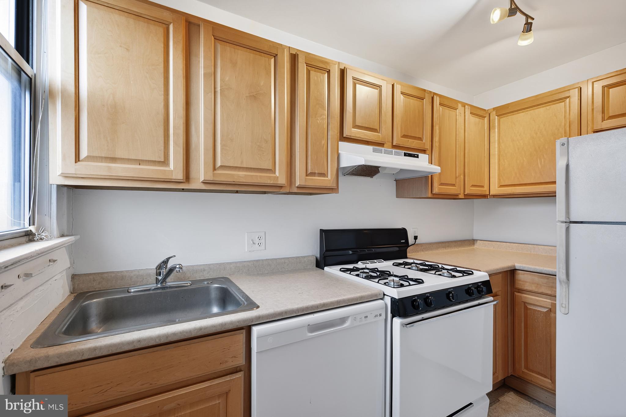 ADAMS MORGAN - Residential