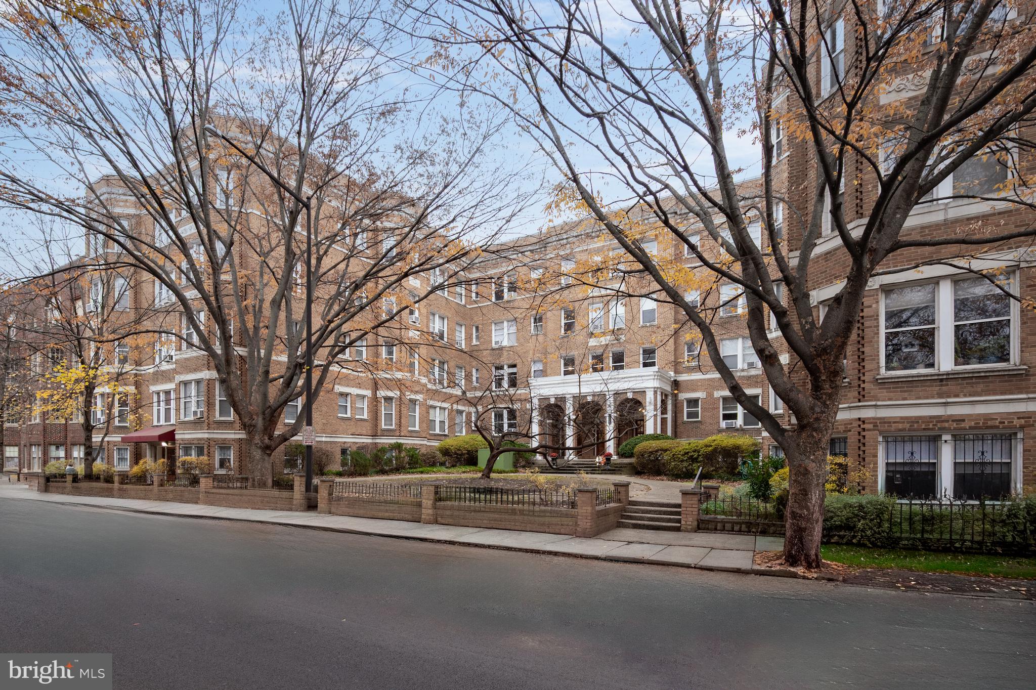 ADAMS MORGAN - Residential