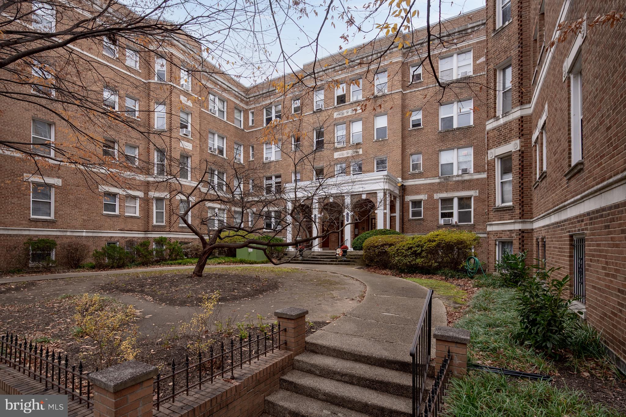ADAMS MORGAN - Residential
