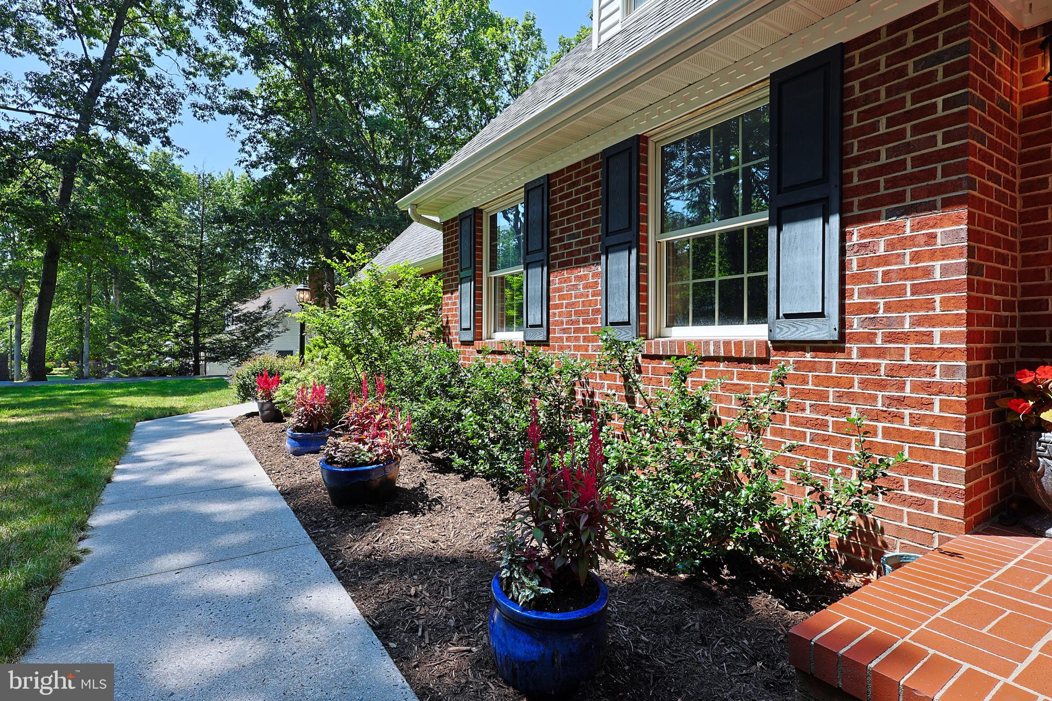 LAKEWOOD - Residential