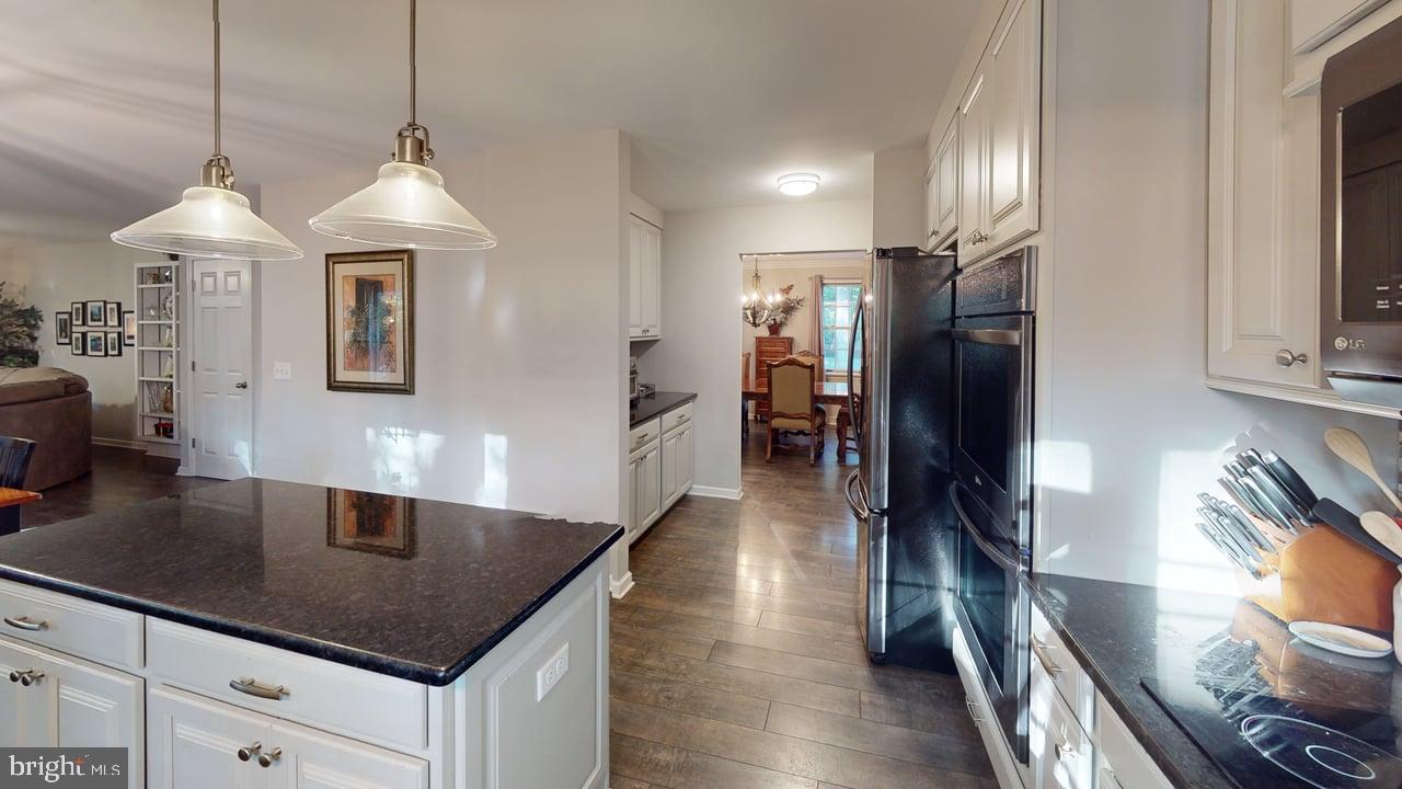 LAKEWOOD - Residential