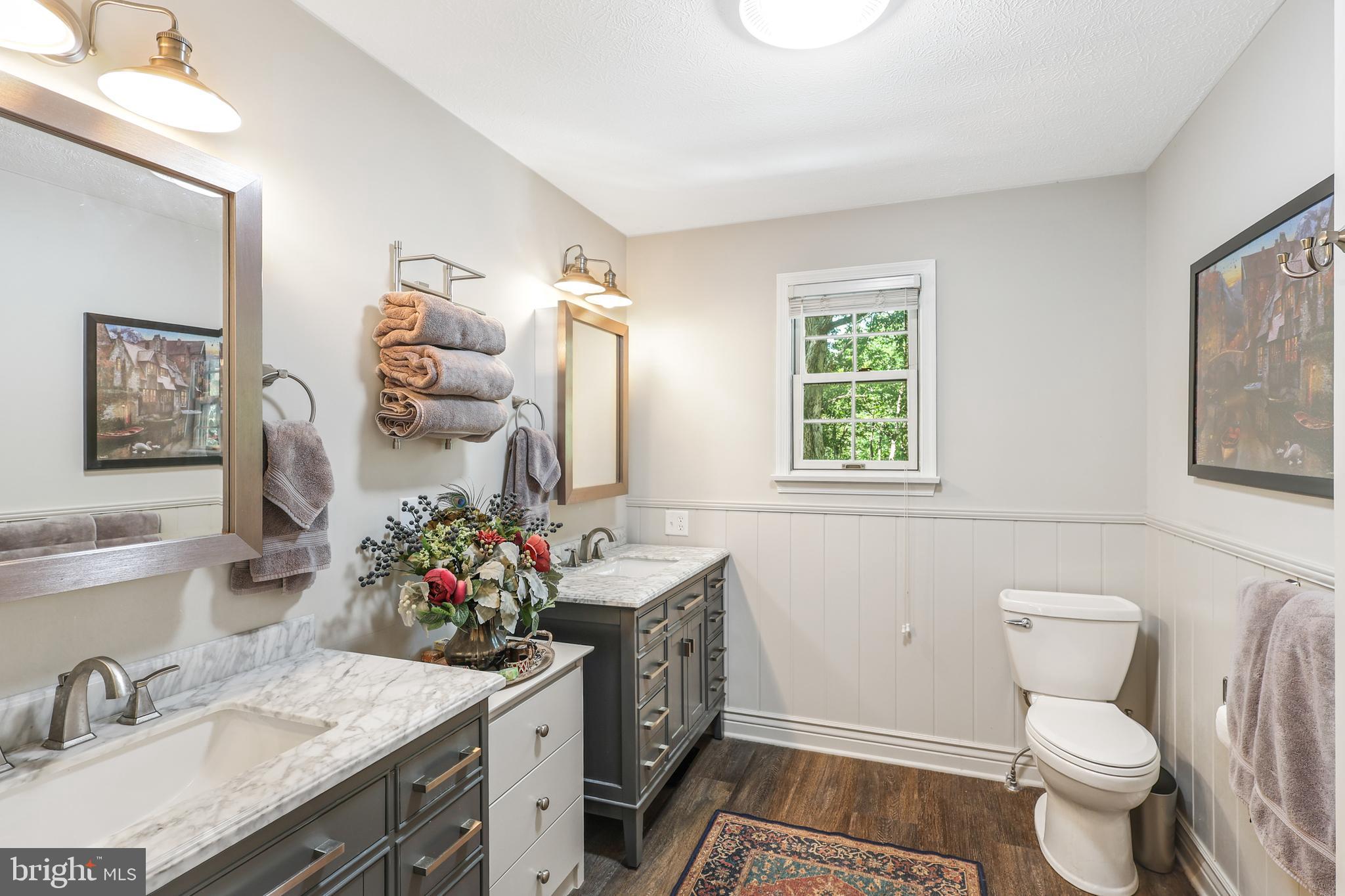 LAKEWOOD - Residential