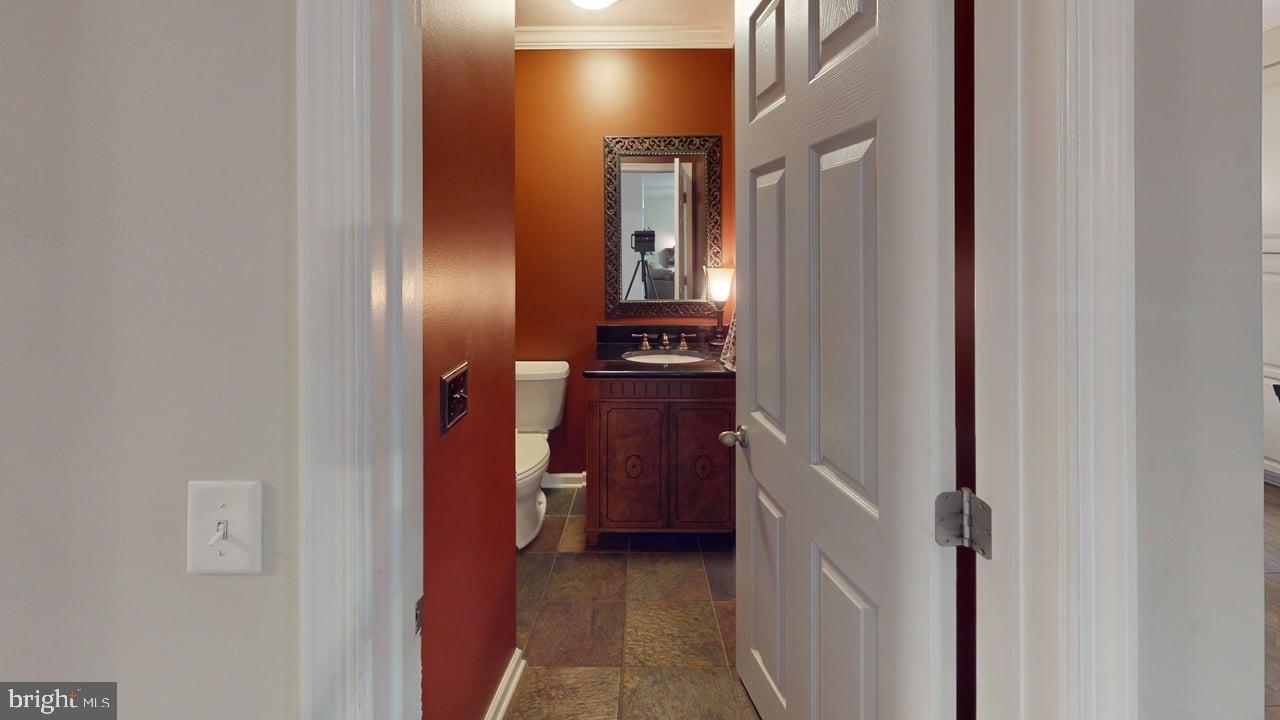 LAKEWOOD - Residential