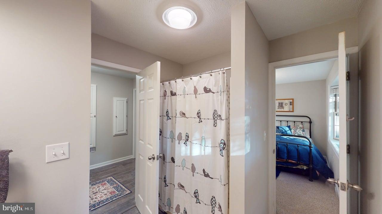 LAKEWOOD - Residential