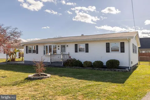 126 Plainfield Drive, Winchester, VA 22602 - MLS#: VAFV2038270