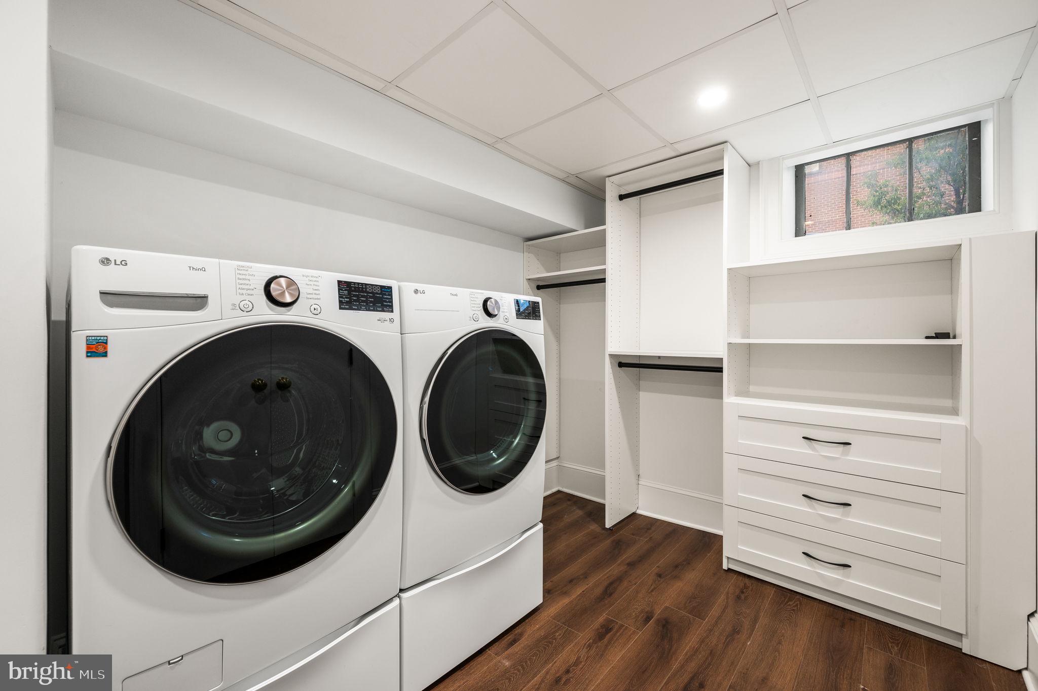 SOCIETY HILL - Residential