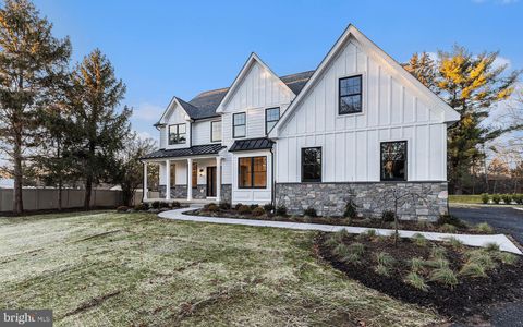 409 W BUTLER PIKE AMBLER PA 19002