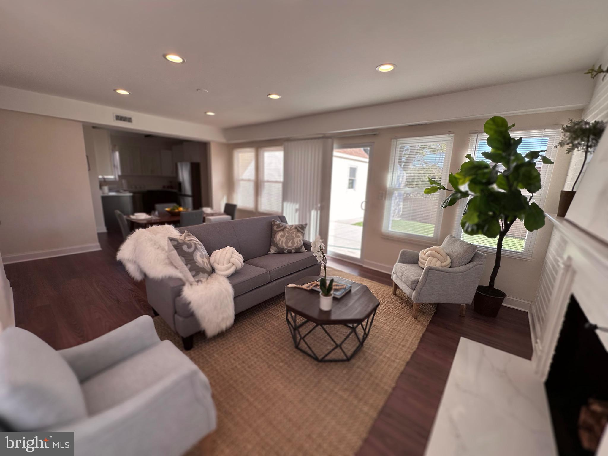 SILVER SPRING - Residential Lease