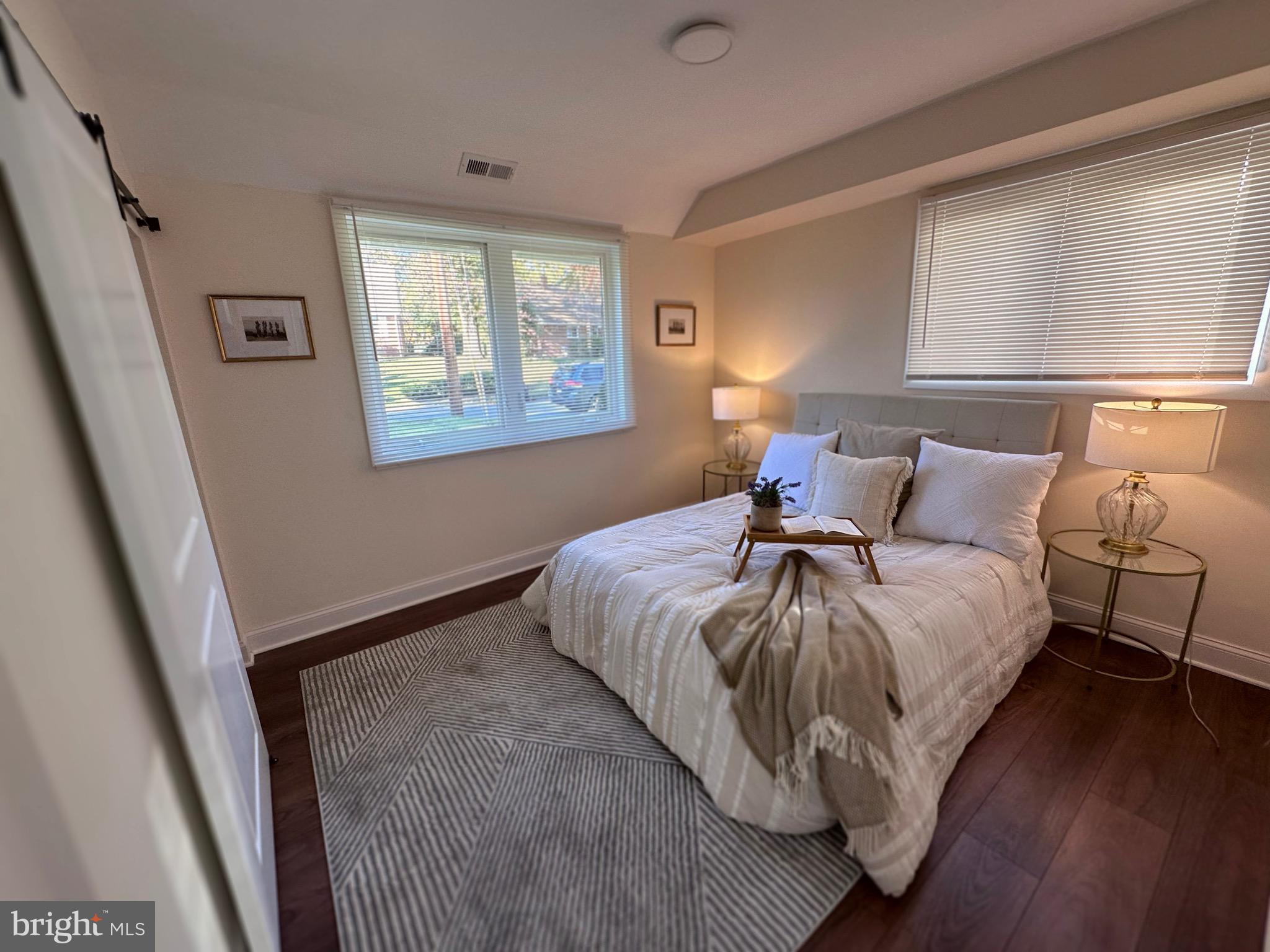 SILVER SPRING - Residential Lease