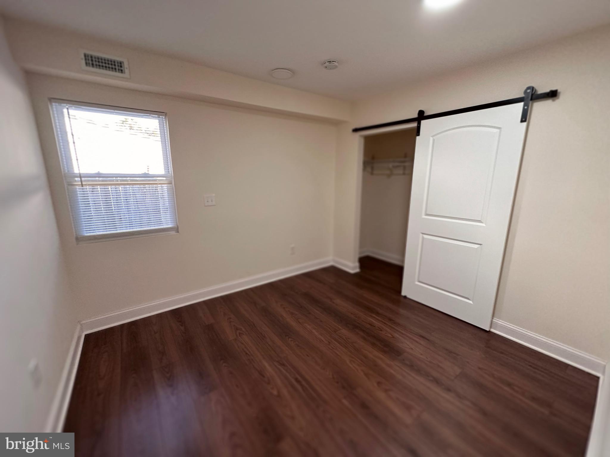 SILVER SPRING - Residential Lease