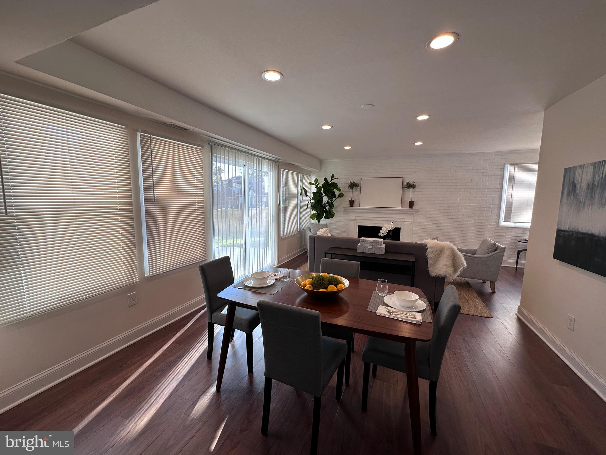 SILVER SPRING - Residential Lease