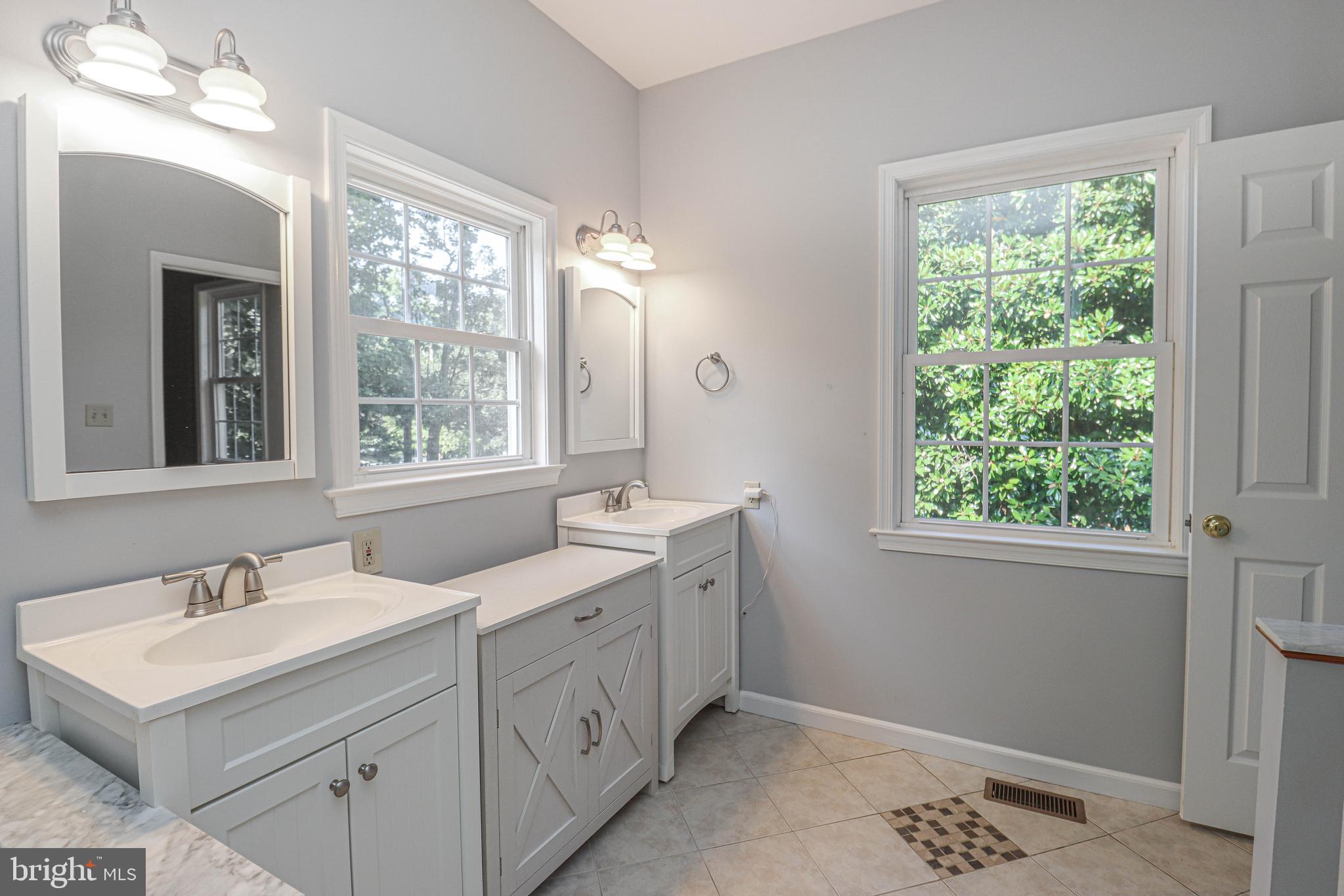 RIVER CLUB ESTATES - Residential