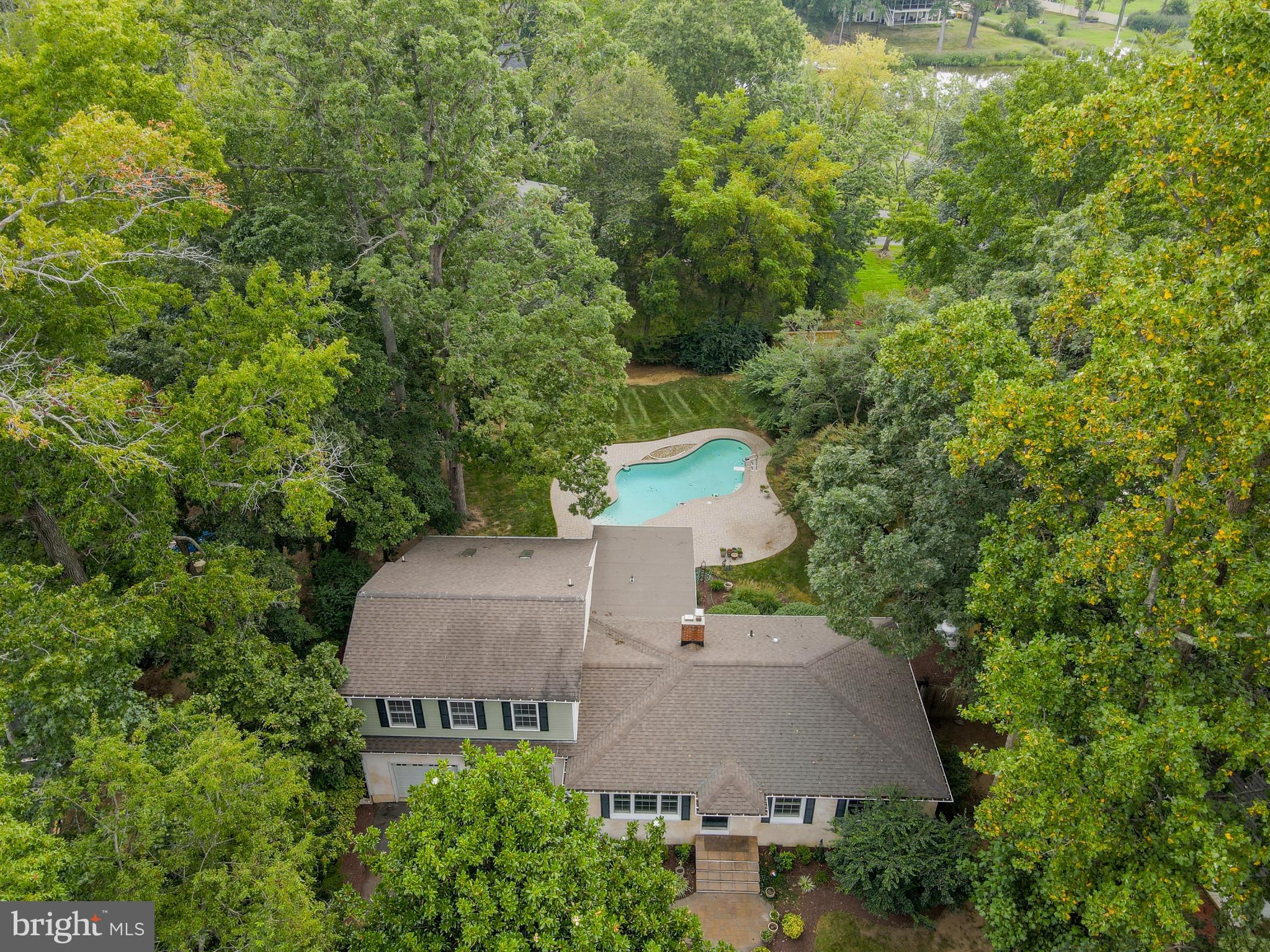 RIVER CLUB ESTATES - Residential