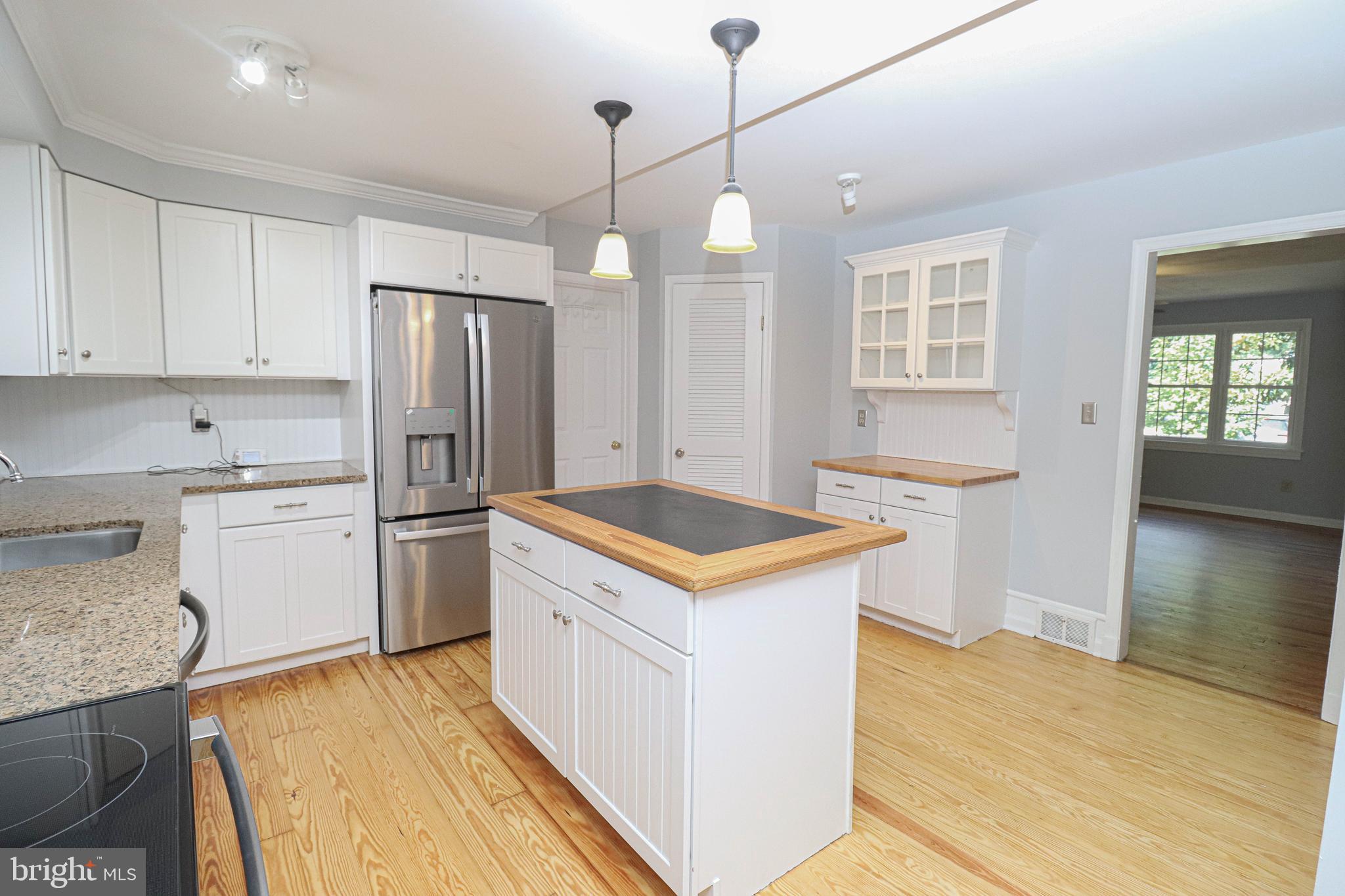 RIVER CLUB ESTATES - Residential