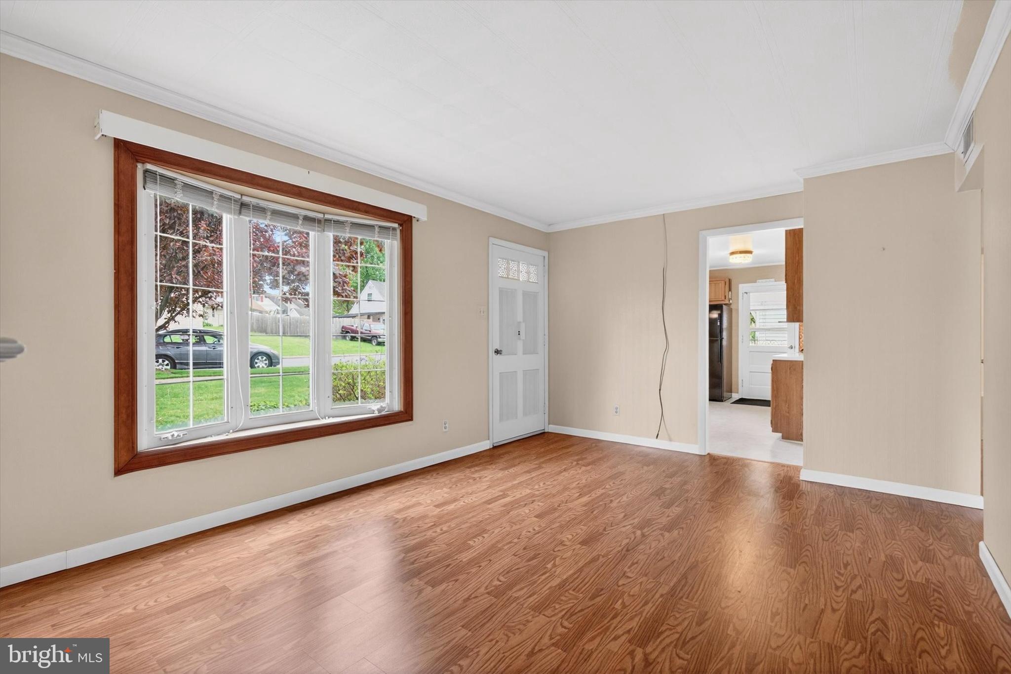 OAK HILLS - Residential