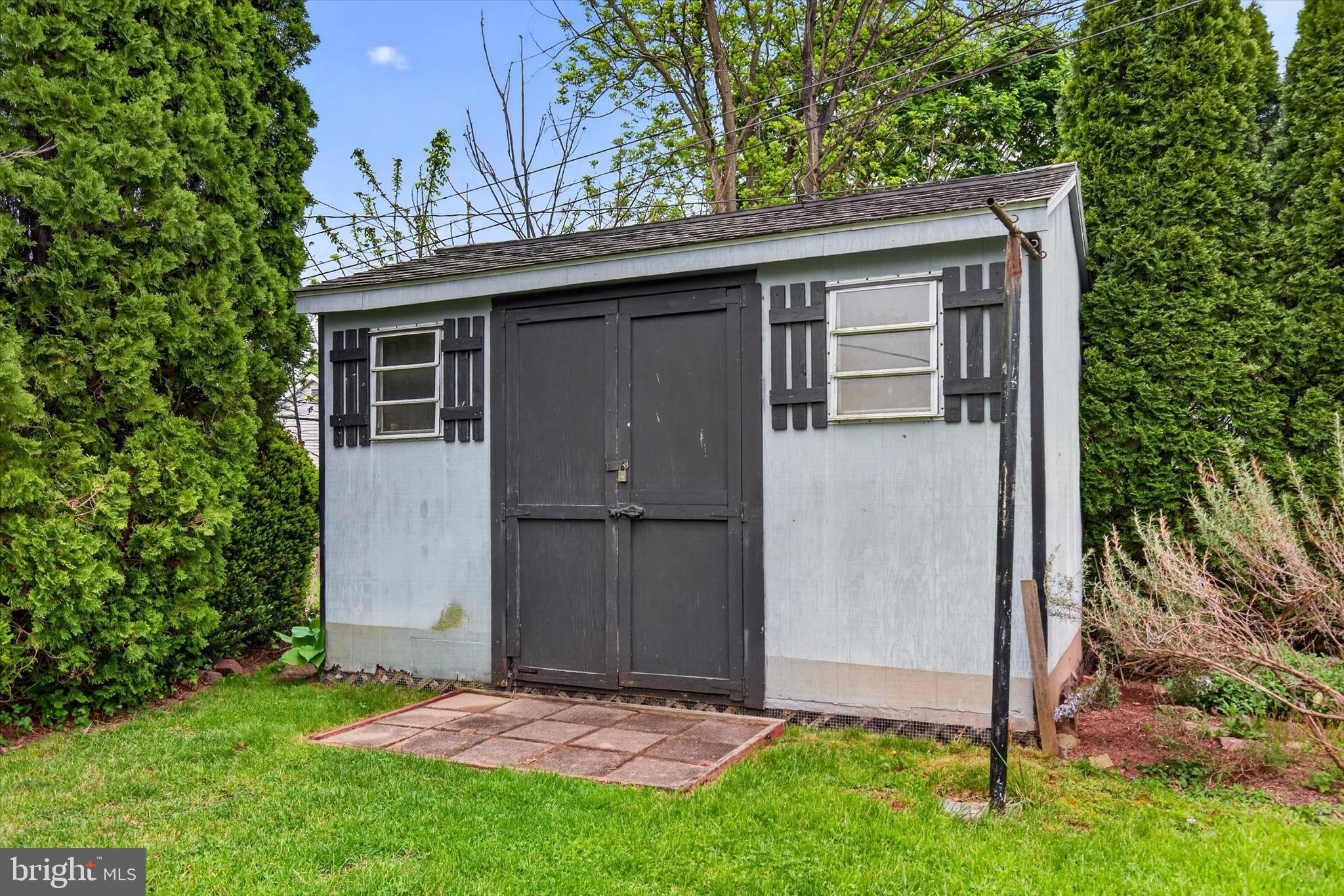 OAK HILLS - Residential