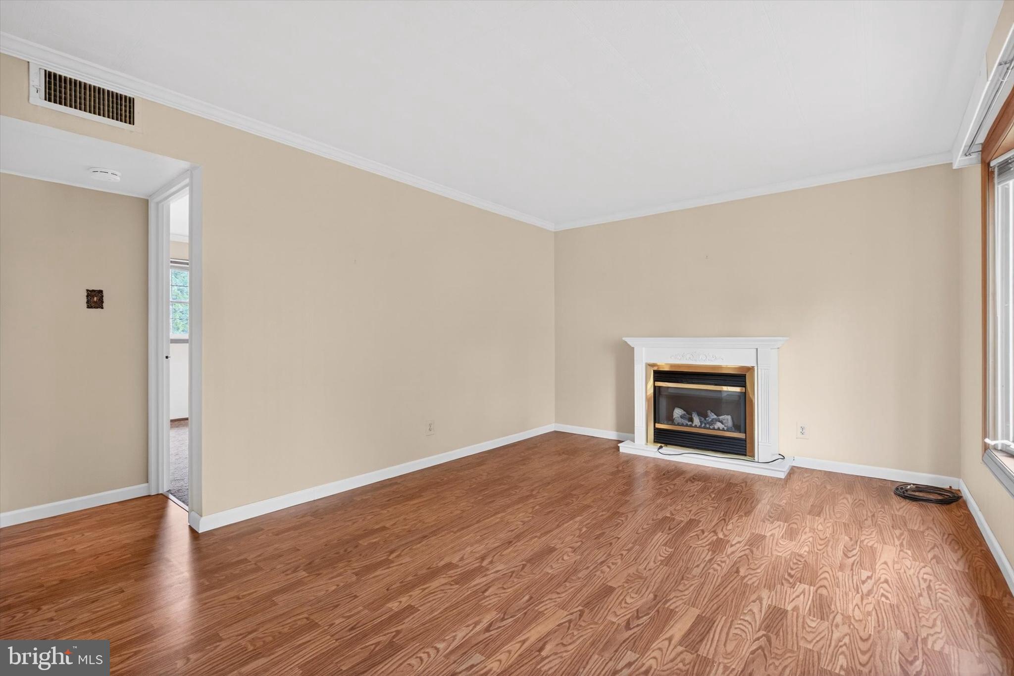 OAK HILLS - Residential