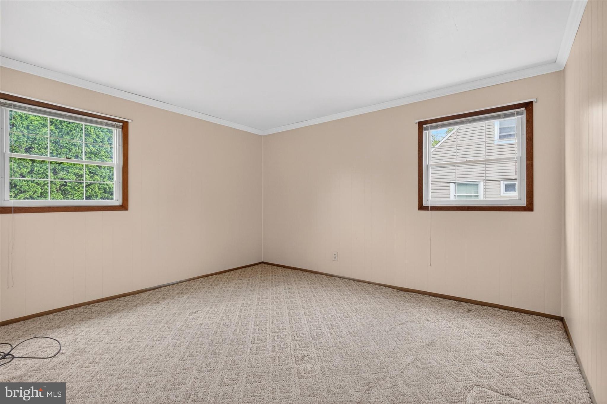 OAK HILLS - Residential