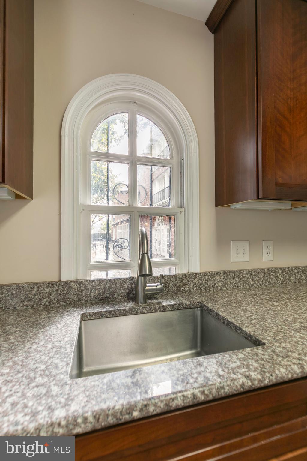 HISTORIC DISTRICT - Residential Lease