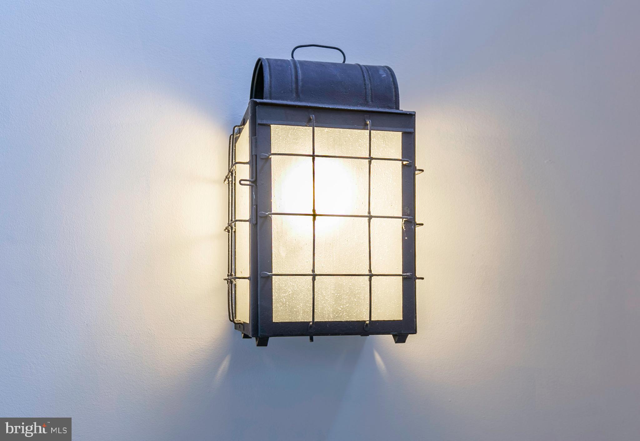 HISTORIC DISTRICT - Residential Lease