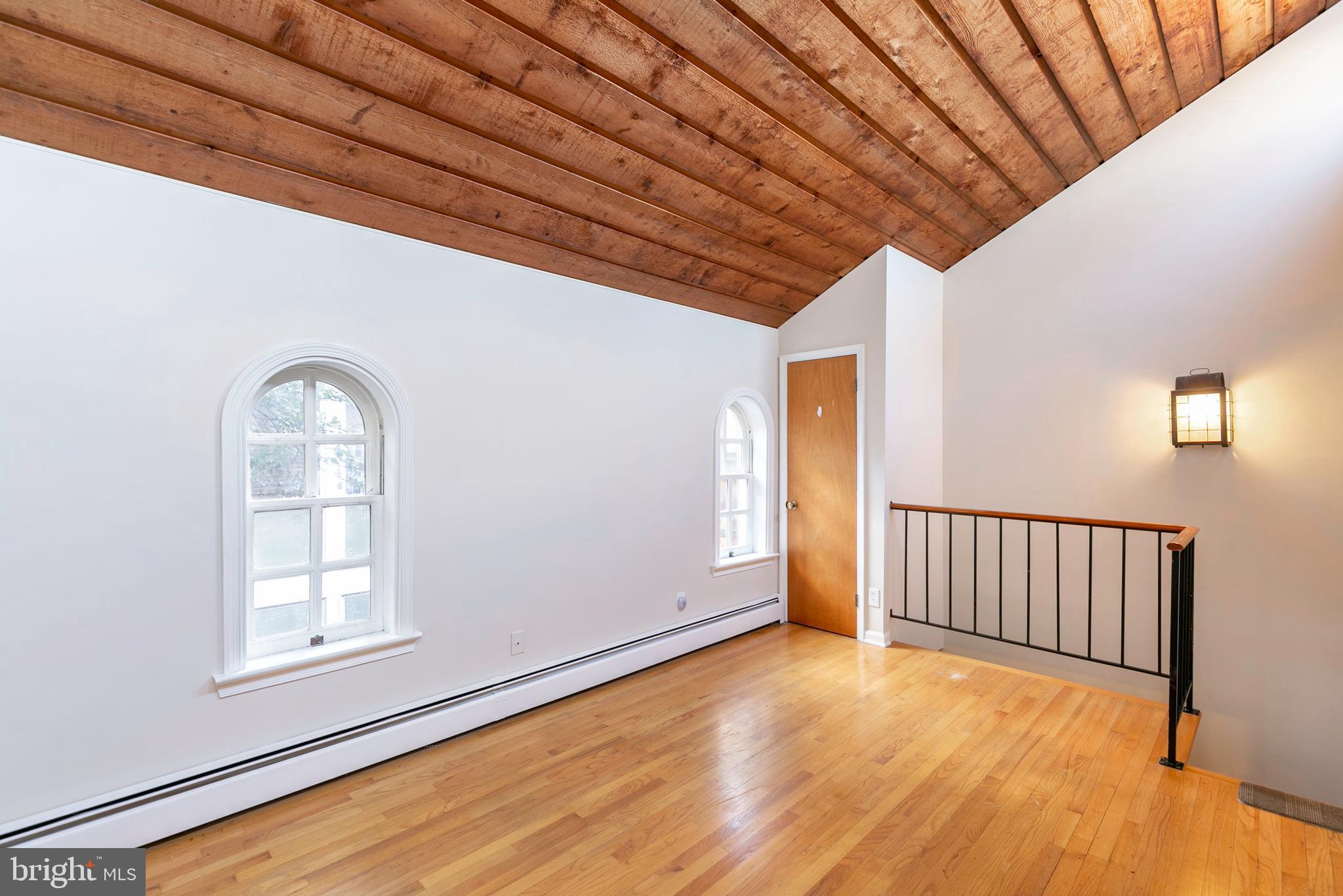 HISTORIC DISTRICT - Residential Lease