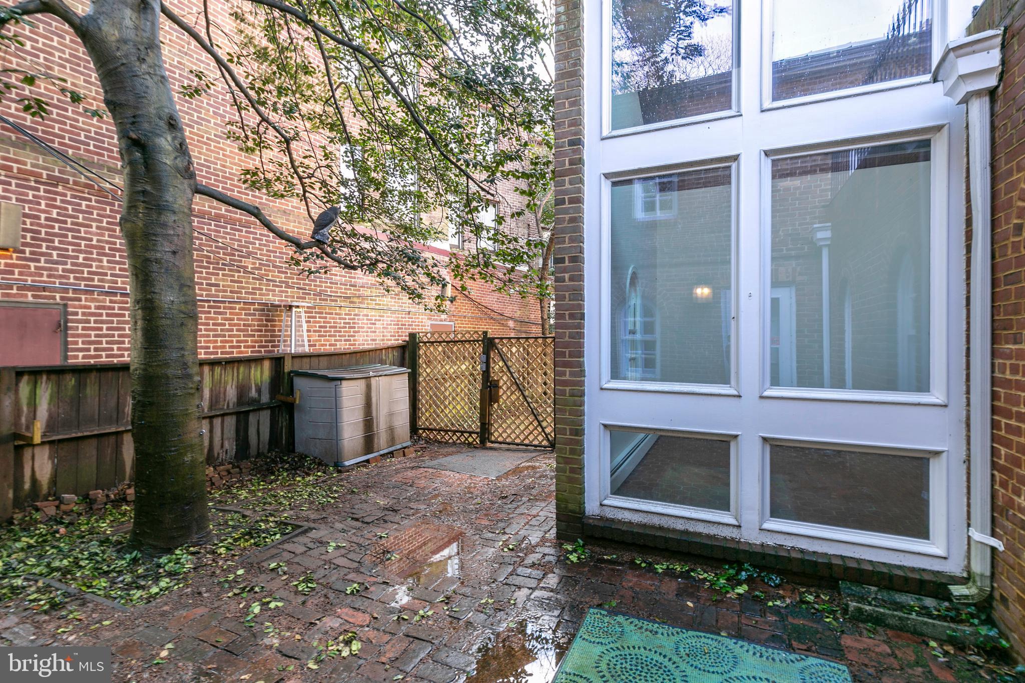 HISTORIC DISTRICT - Residential Lease