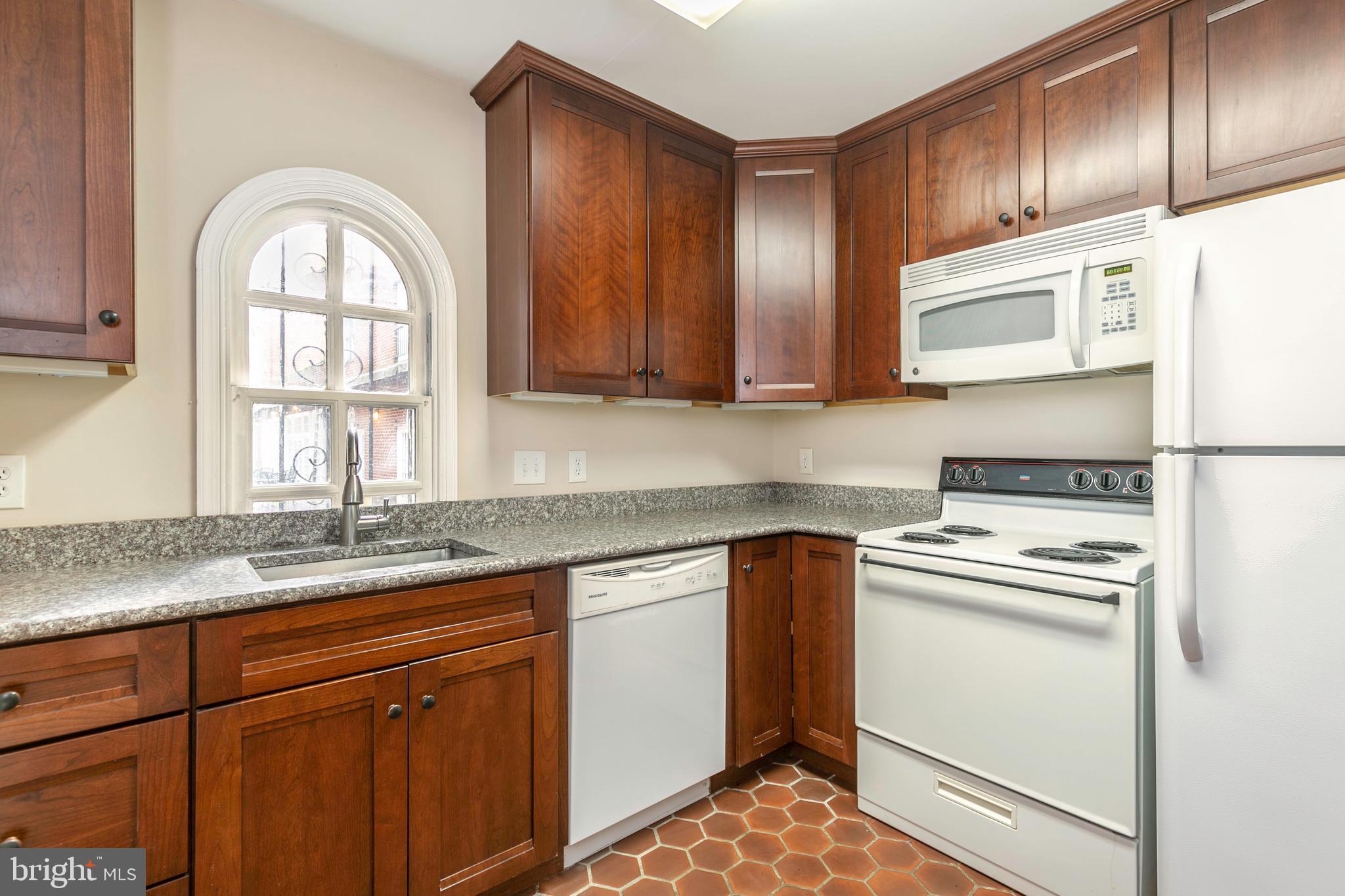 HISTORIC DISTRICT - Residential Lease