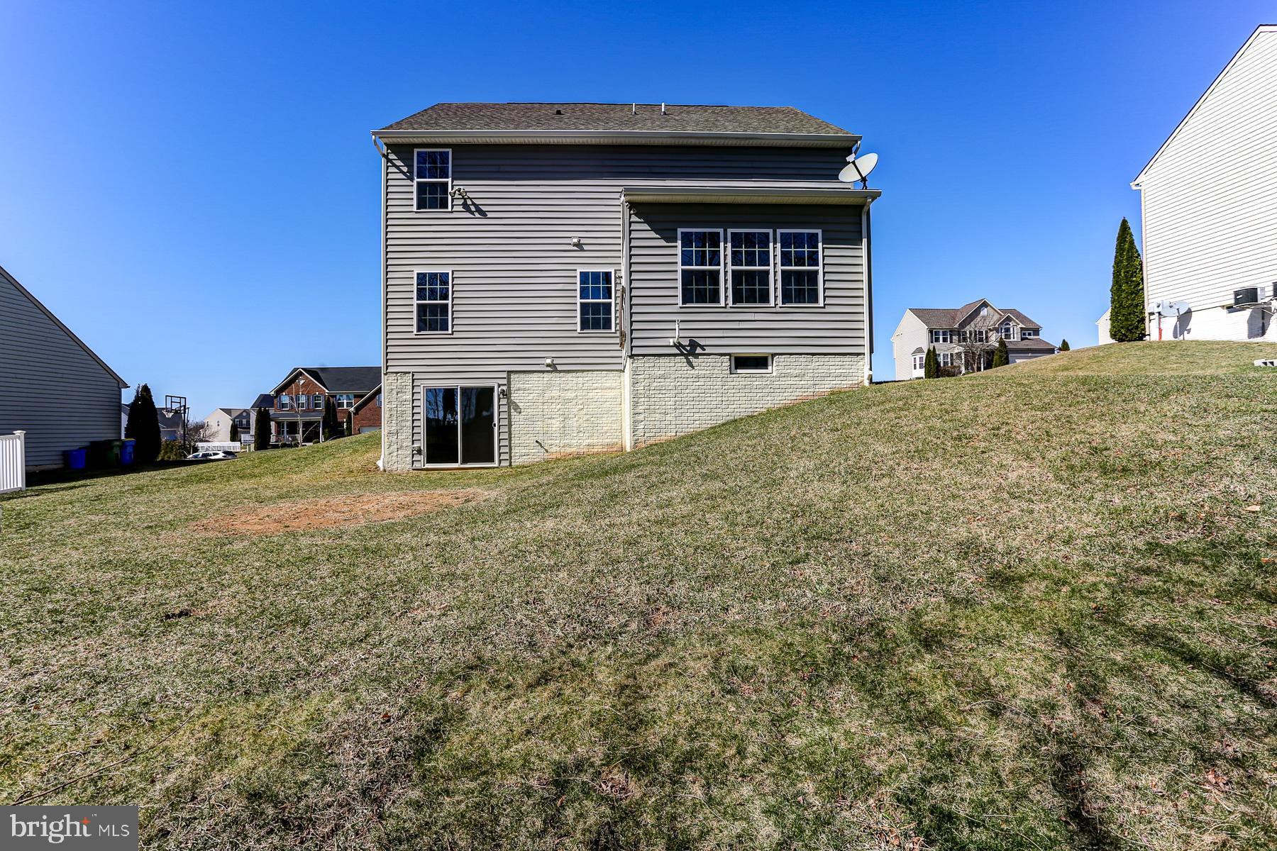 SOUTH POINTE II - Residential