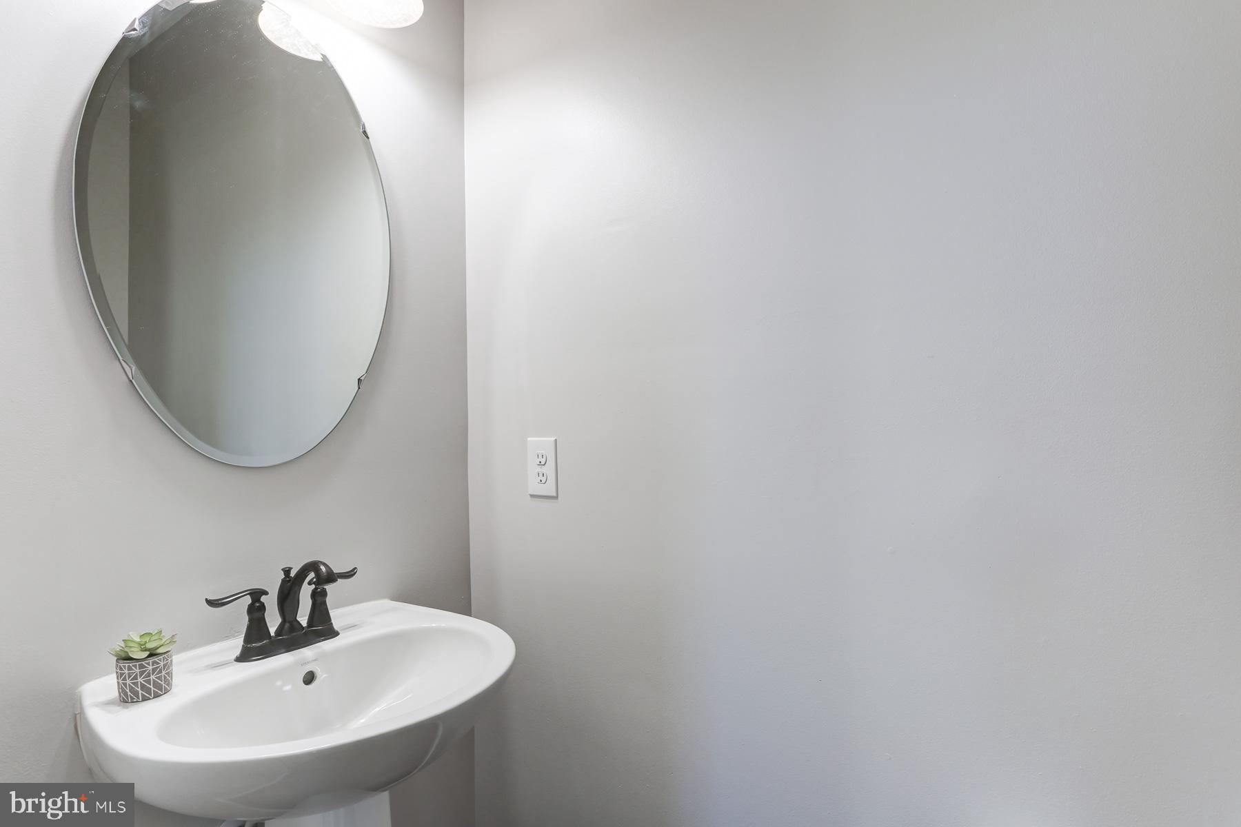 SOUTH POINTE II - Residential