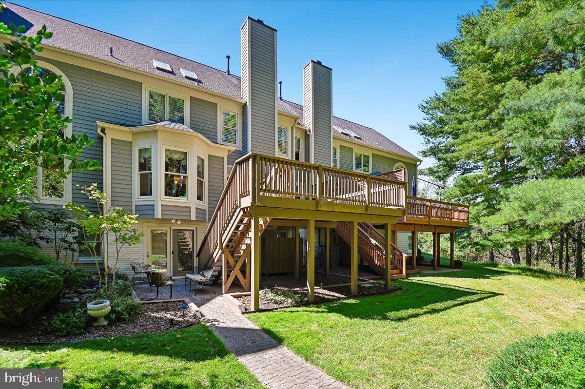 14 SPYGLASS COURT
