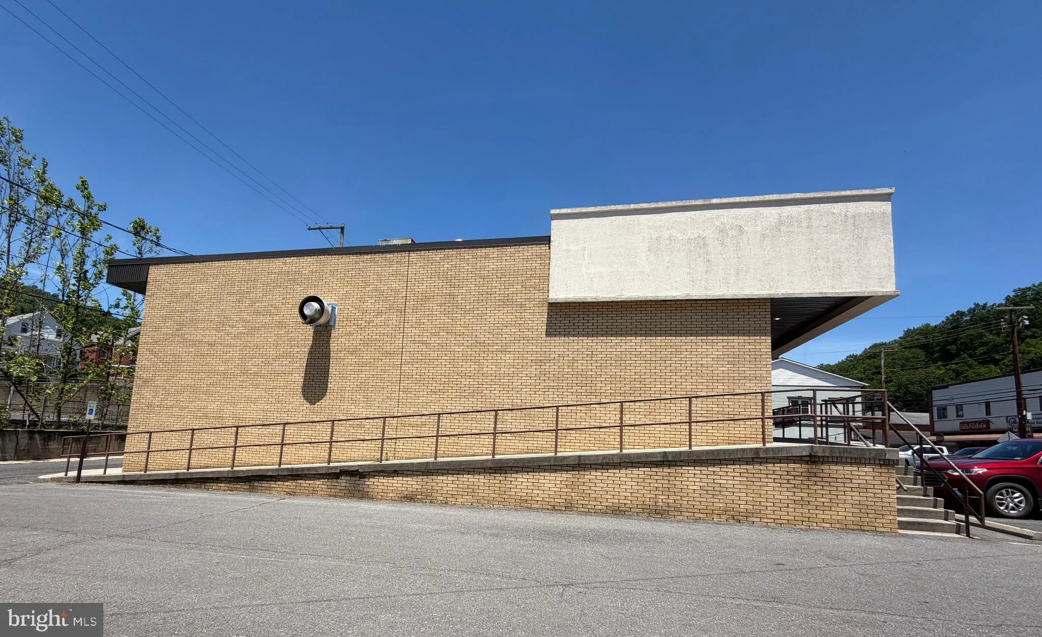 Additional image 17 of 51 Main Street, Westernport, MD 21562