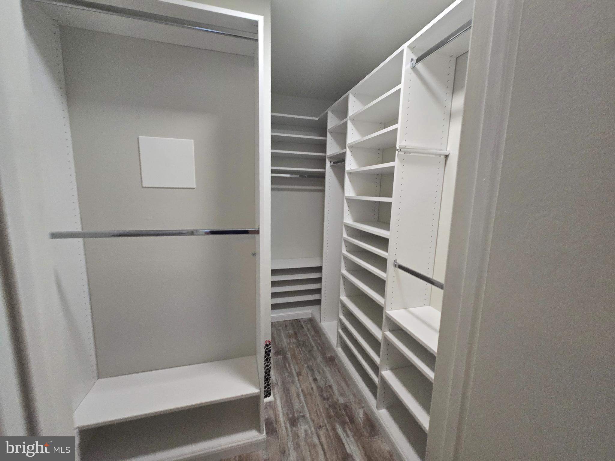 WOOD HOLLOW - Residential Lease