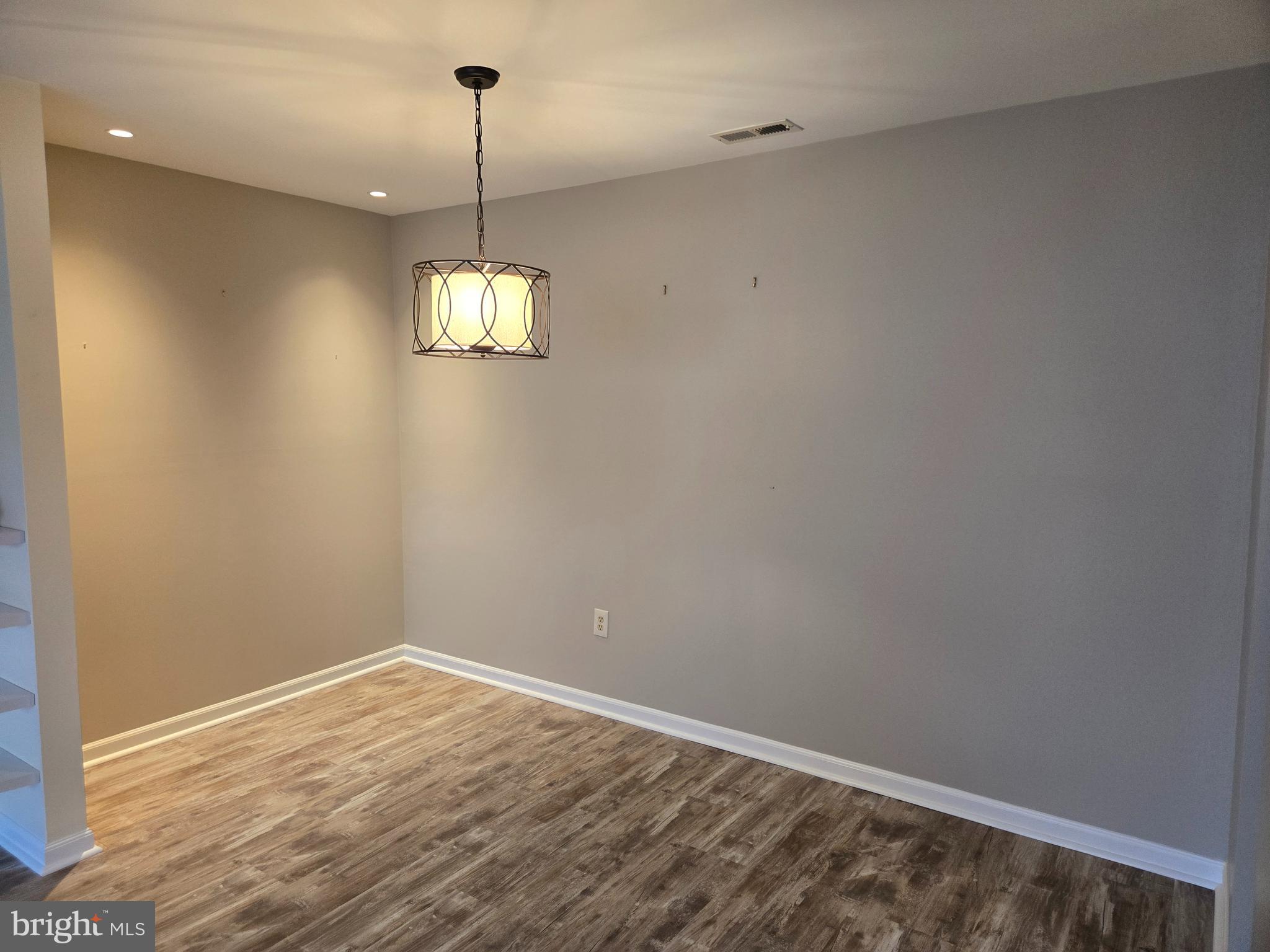 WOOD HOLLOW - Residential Lease