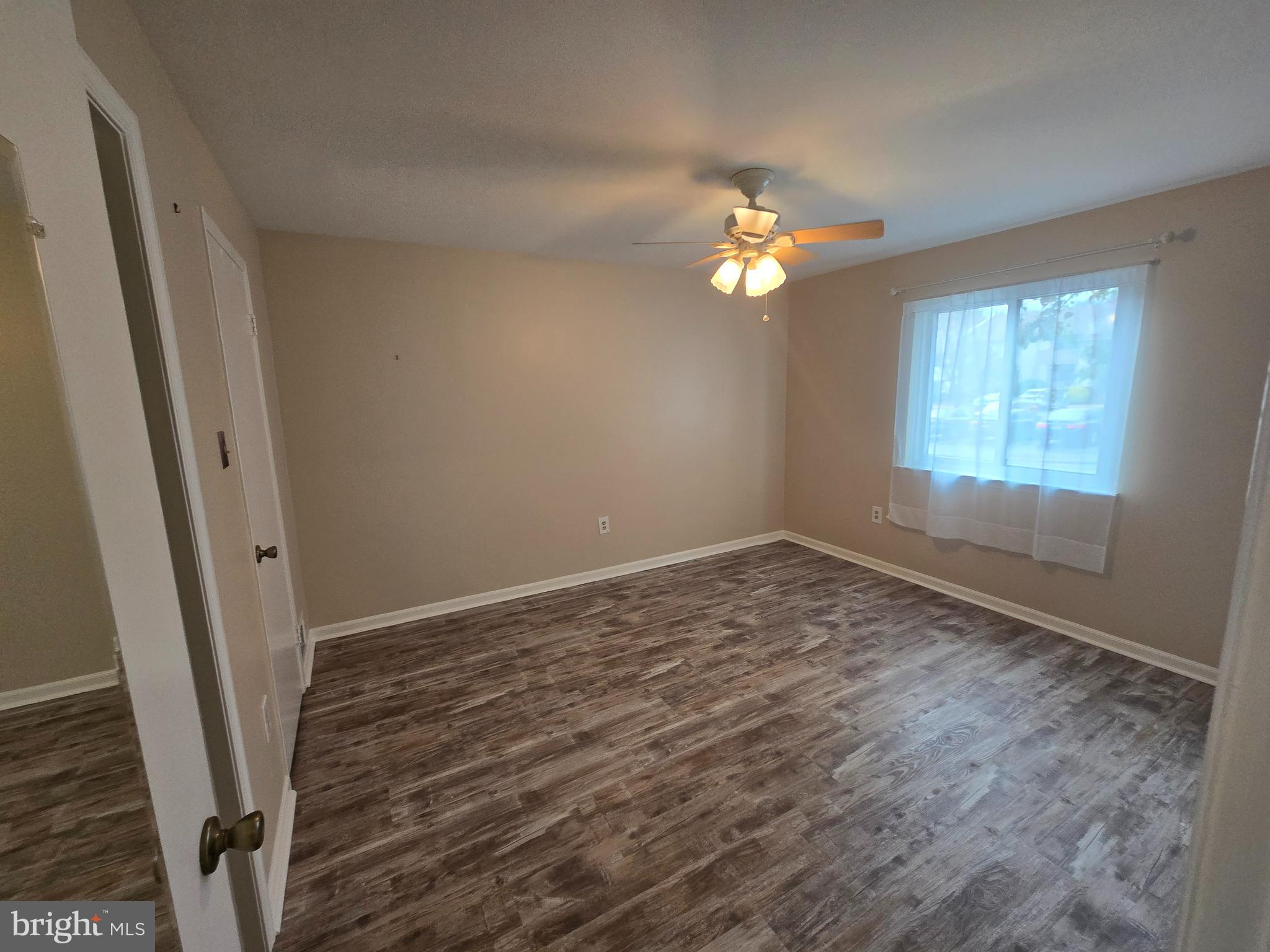 WOOD HOLLOW - Residential Lease