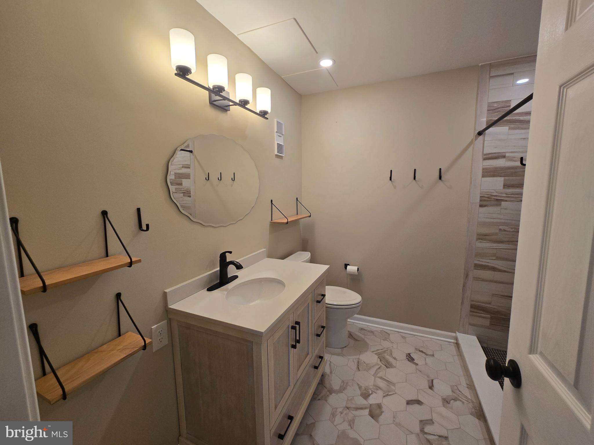 WOOD HOLLOW - Residential Lease