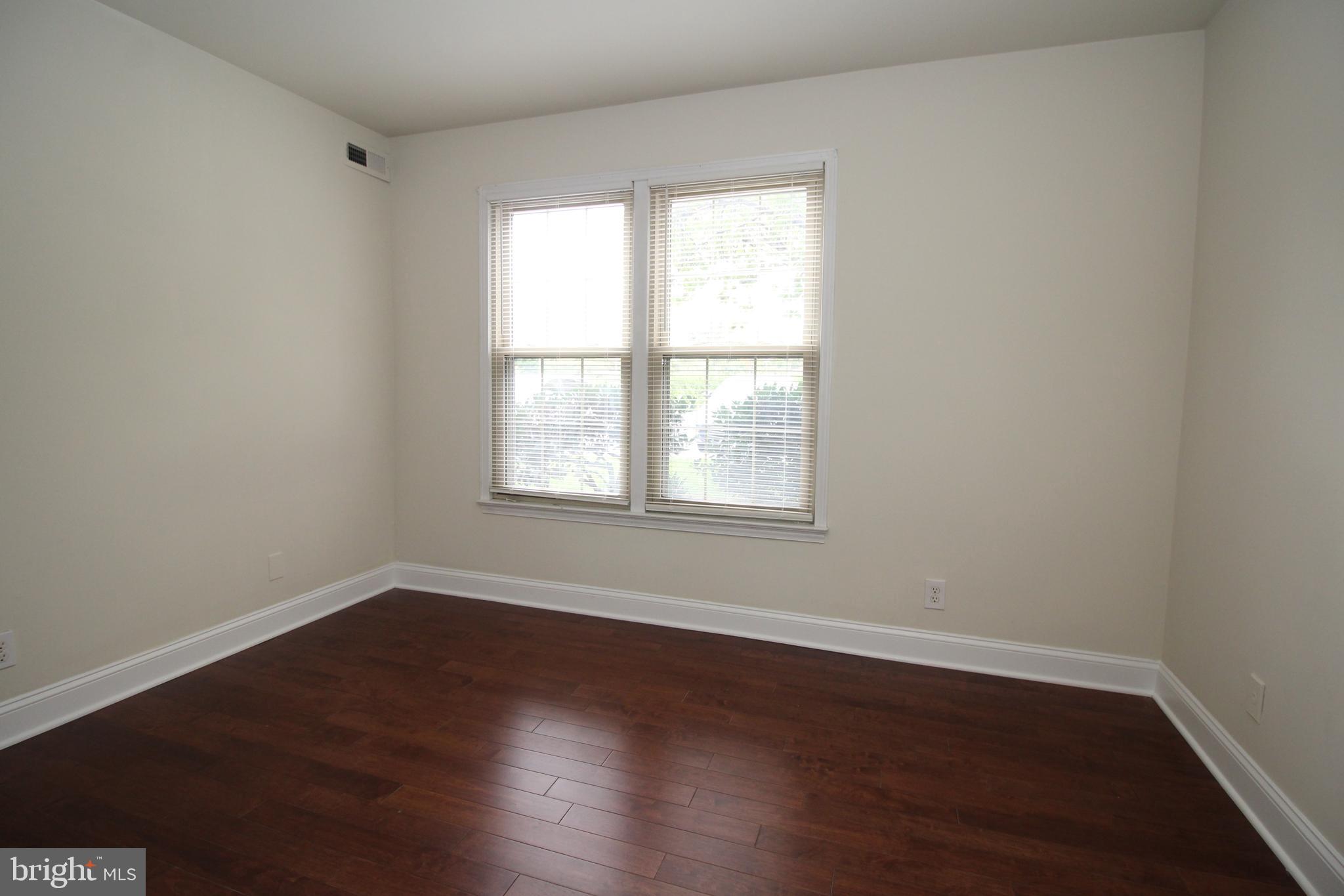 WESTCHESTER PARK - Residential Lease