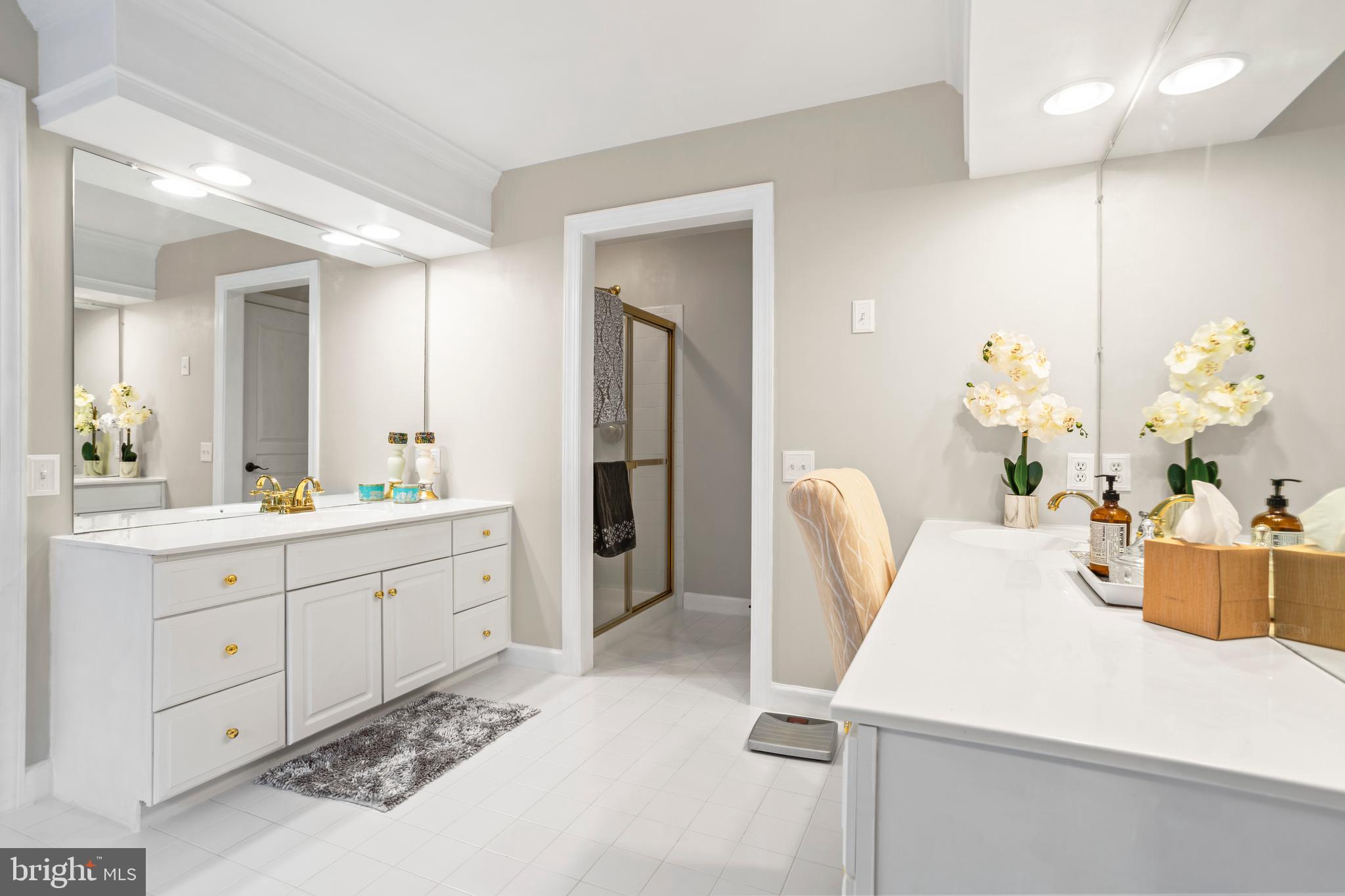 BROOKSIDE - Residential