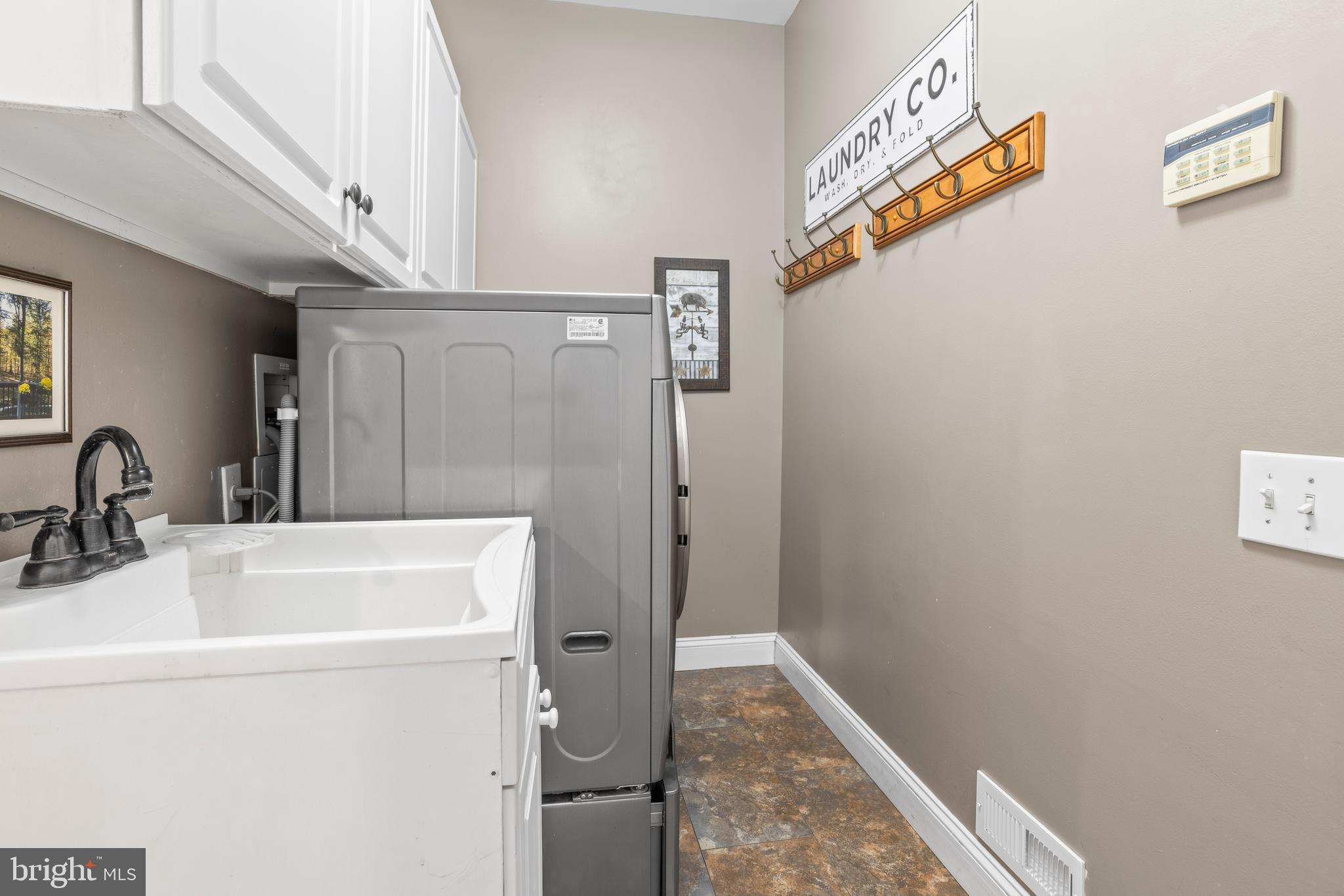 BROOKSIDE - Residential