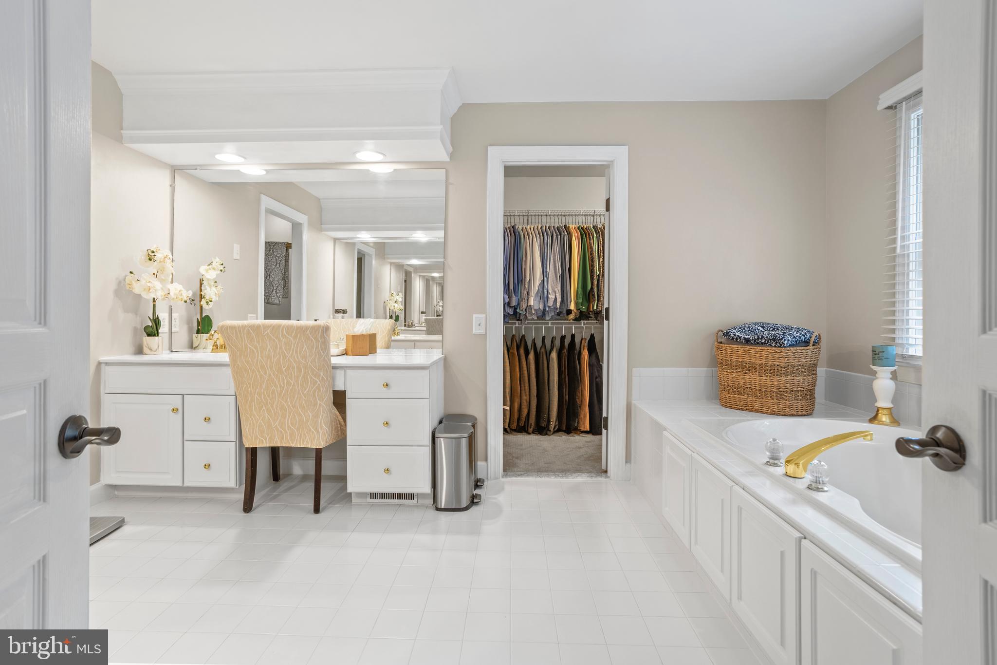 BROOKSIDE - Residential