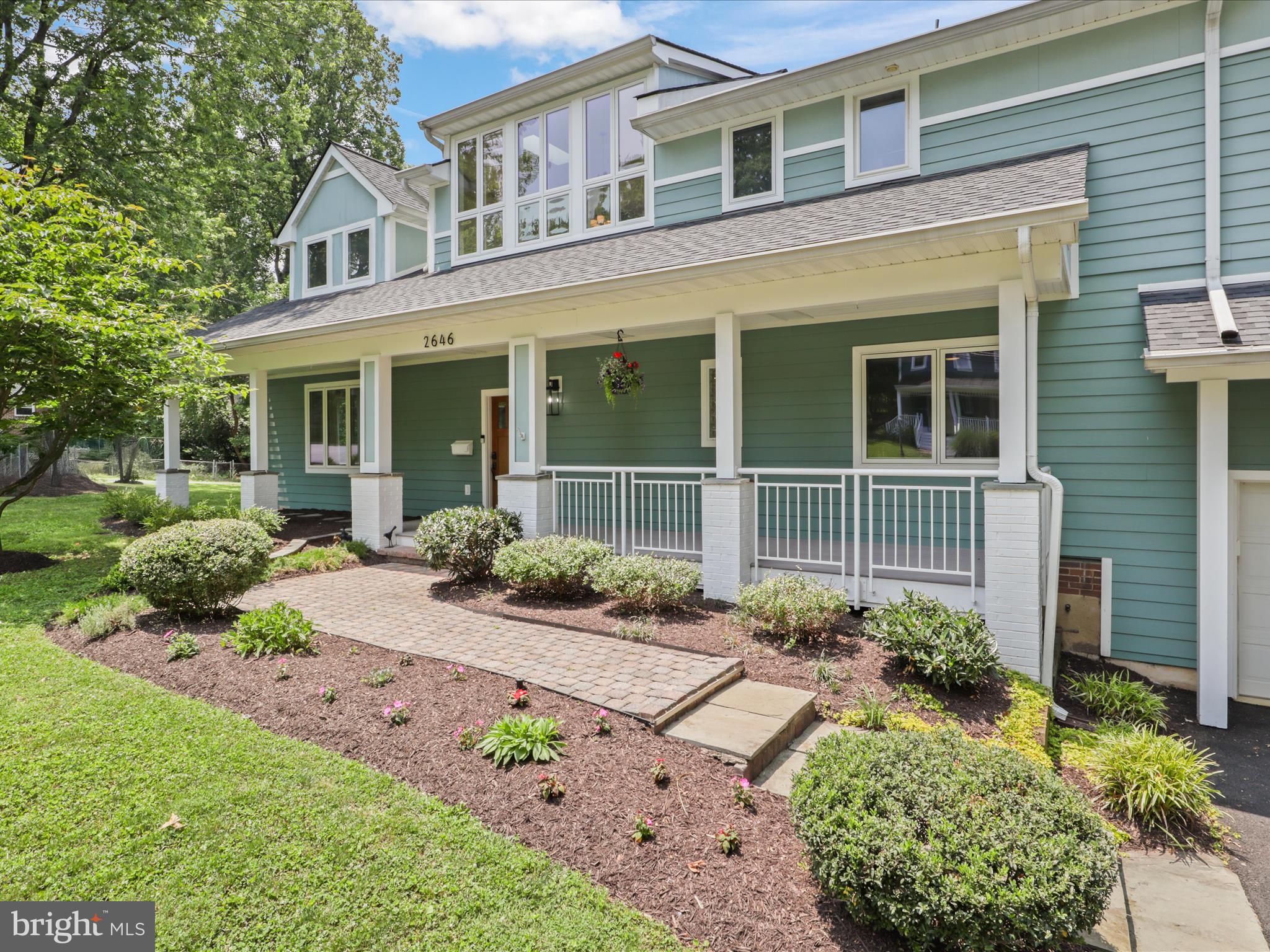 2646 WOODLEY PLACE