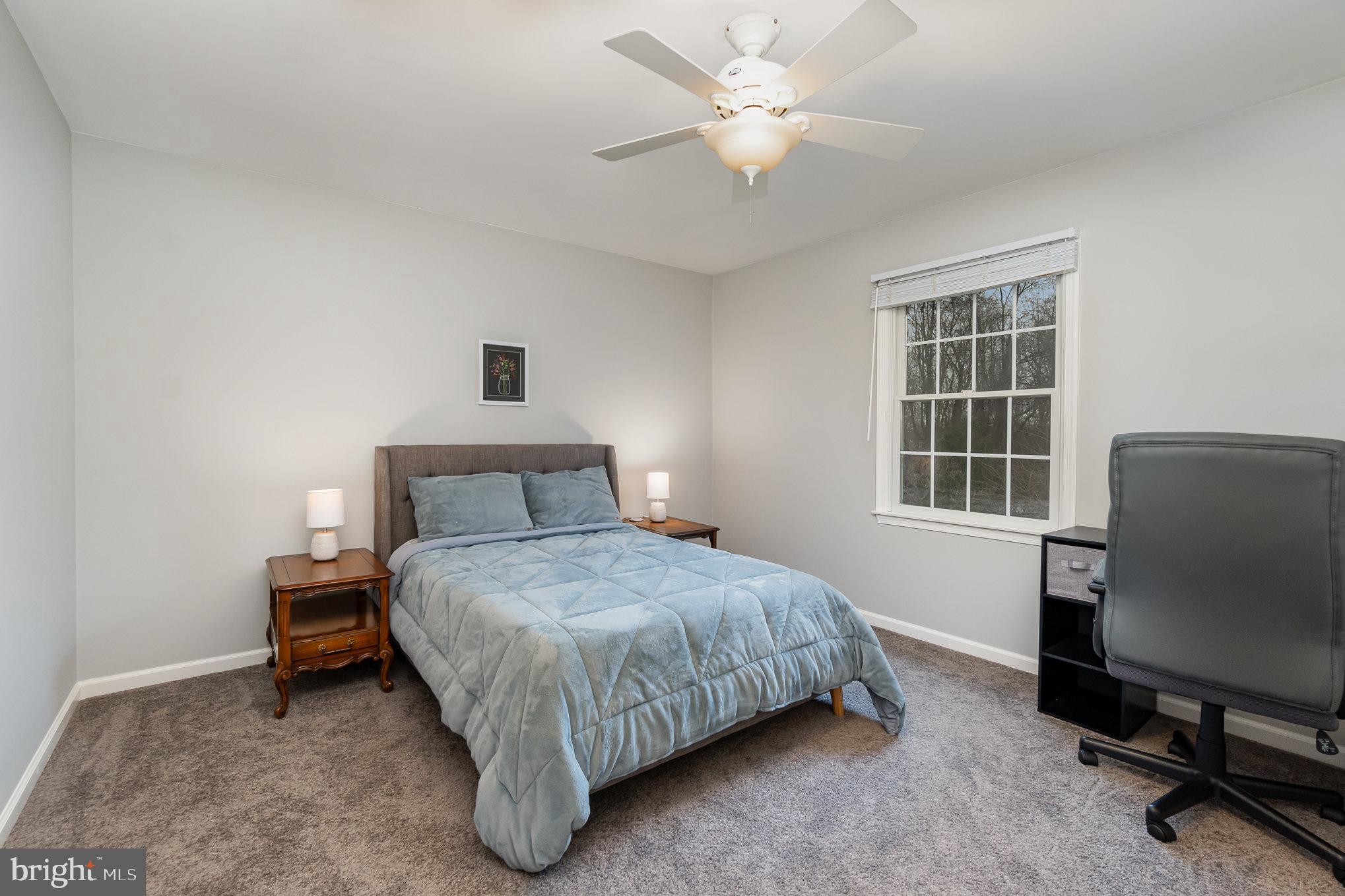 HAMPDEN SQUARE - Residential