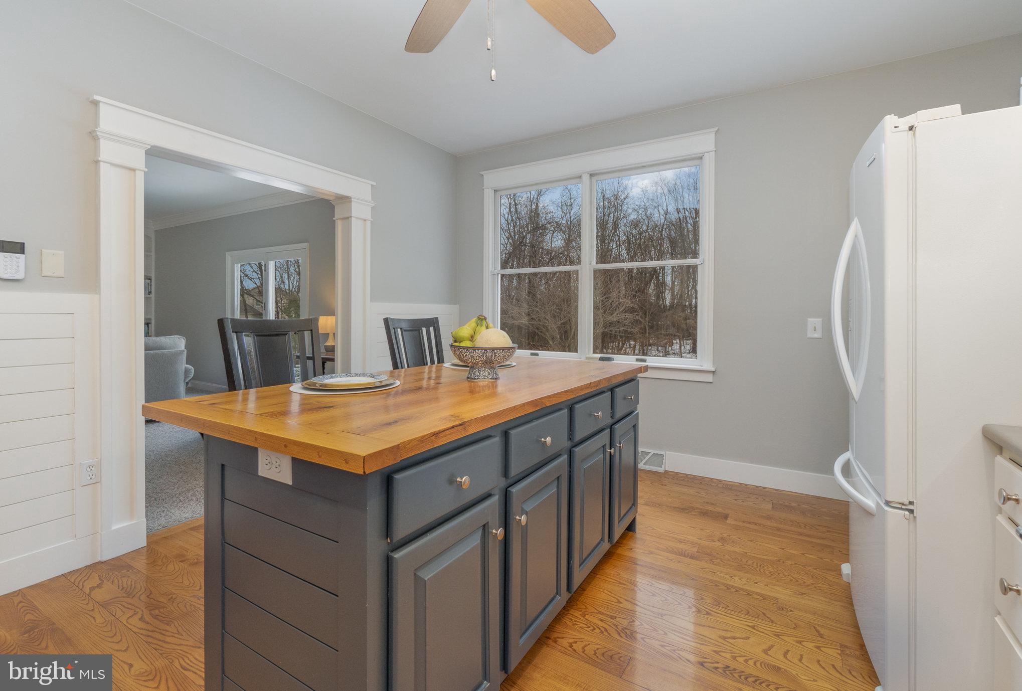 HAMPDEN SQUARE - Residential