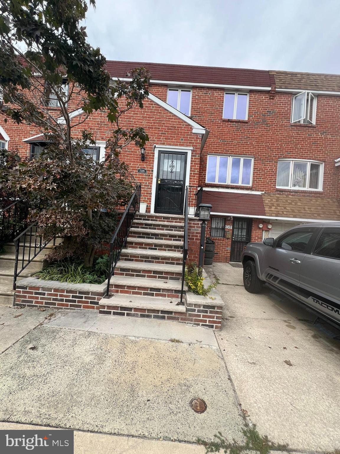 PENROSE PARK - Residential Lease