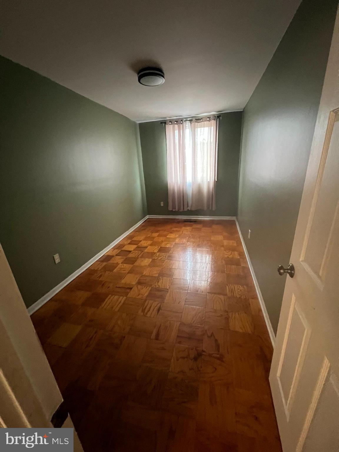 PENROSE PARK - Residential Lease