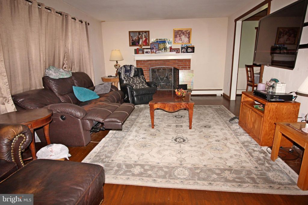 Photo of 2300 Mayfair Drive, Lancaster, PA 17603 (MLS # PALA2052914)